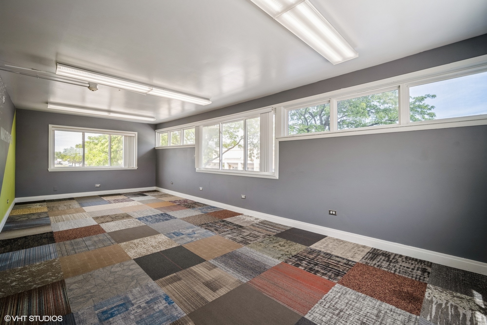 3421 Dempster St Property Photo 42