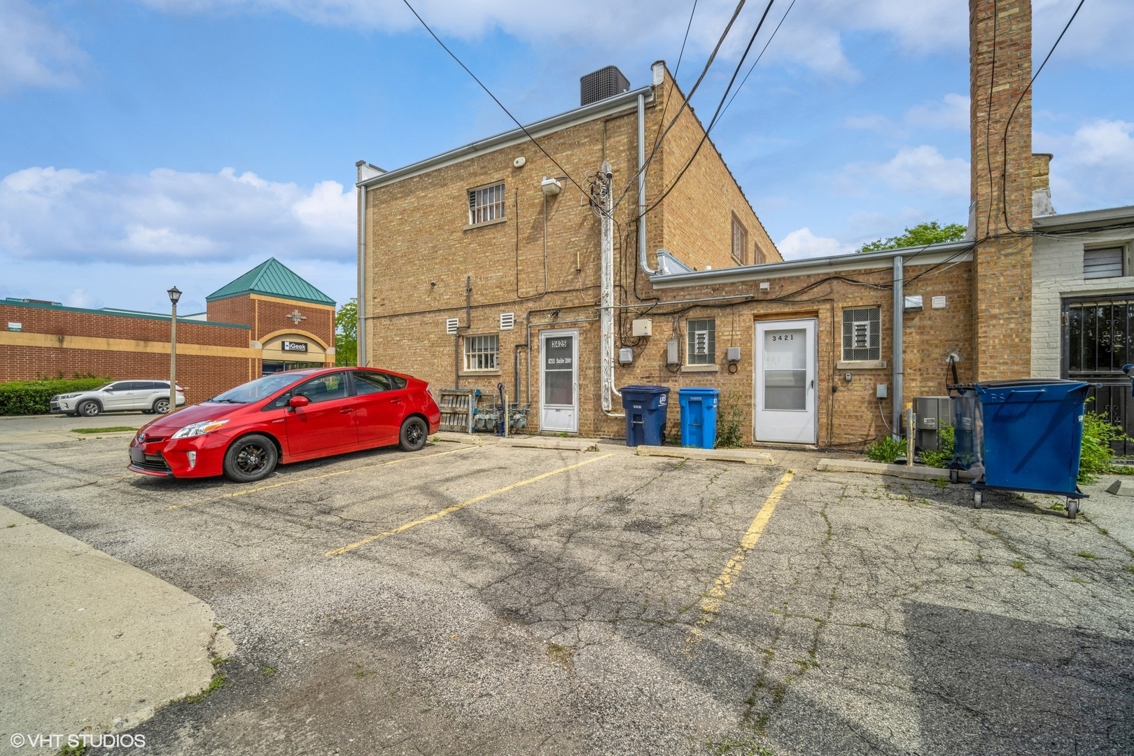 3421 Dempster St Property Photo 20