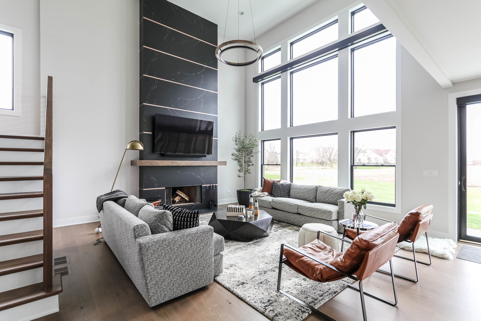 15w601 89th Place Property Photo 8