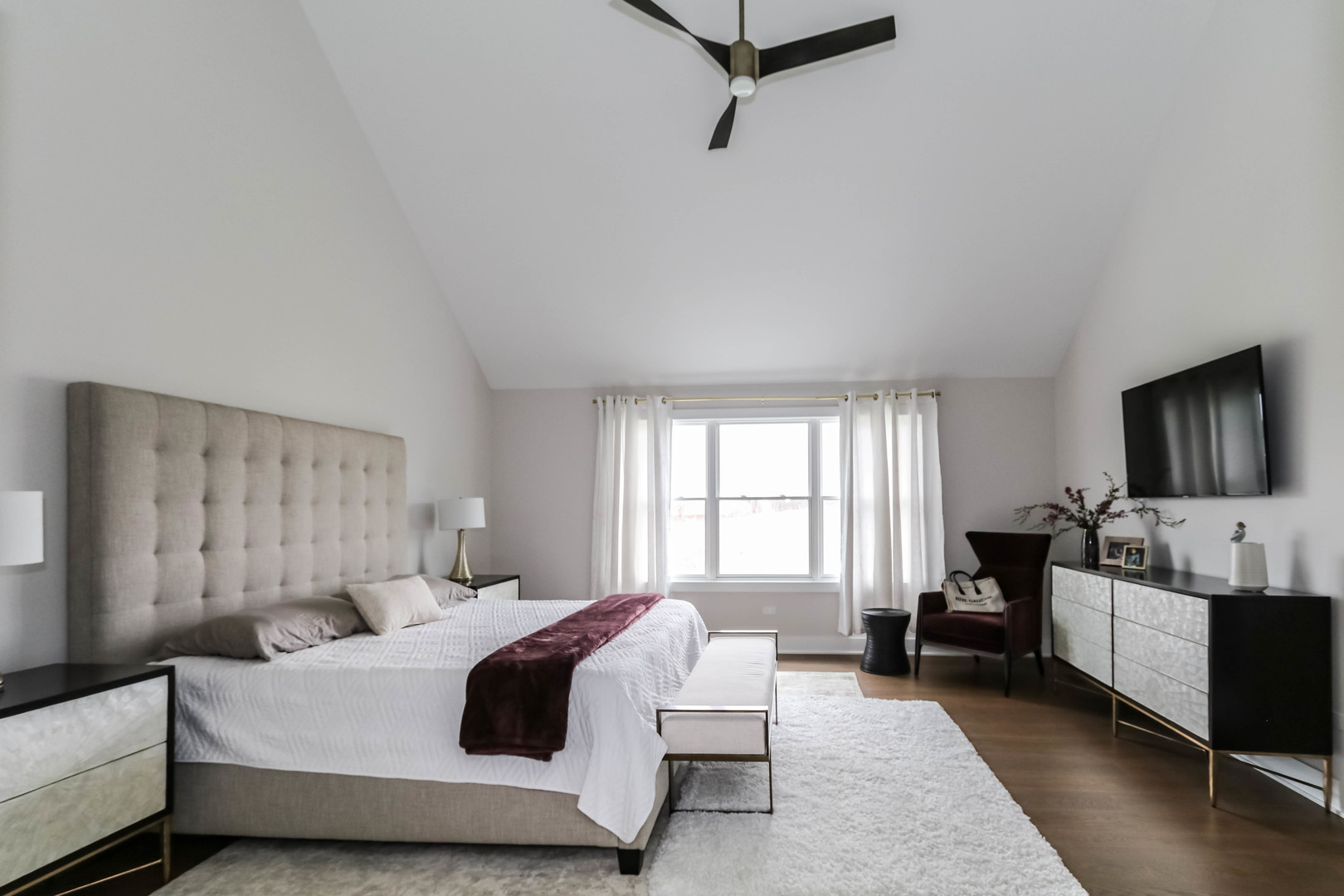 15w601 89th Place Property Photo 11