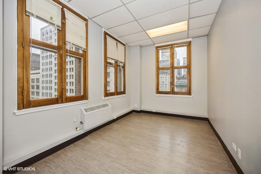 111 N Wabash Ave Property Photo 18