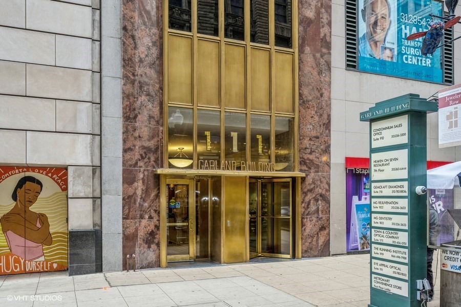 111 N Wabash Ave Property Photo 1