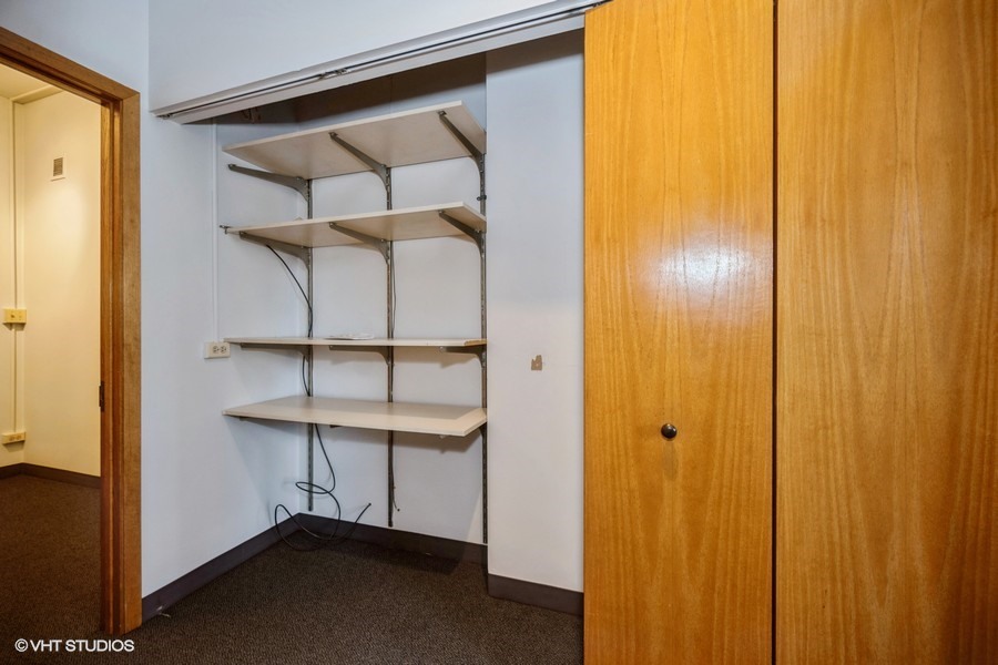 111 N Wabash Ave Property Photo 6