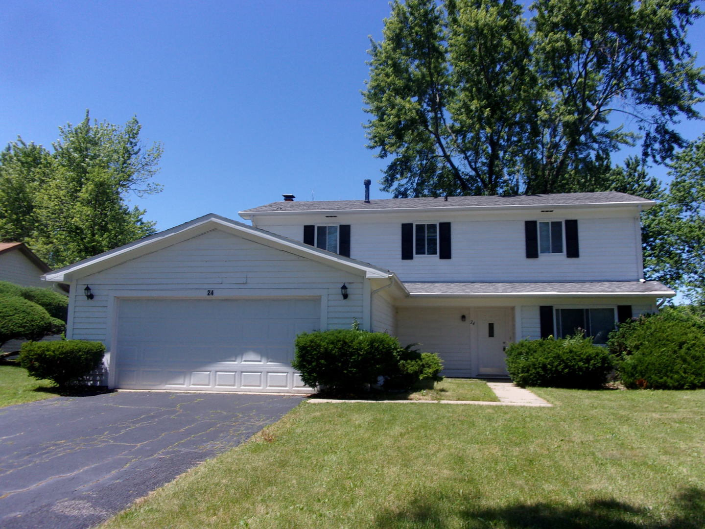 24 Willow Road Property Photo 1