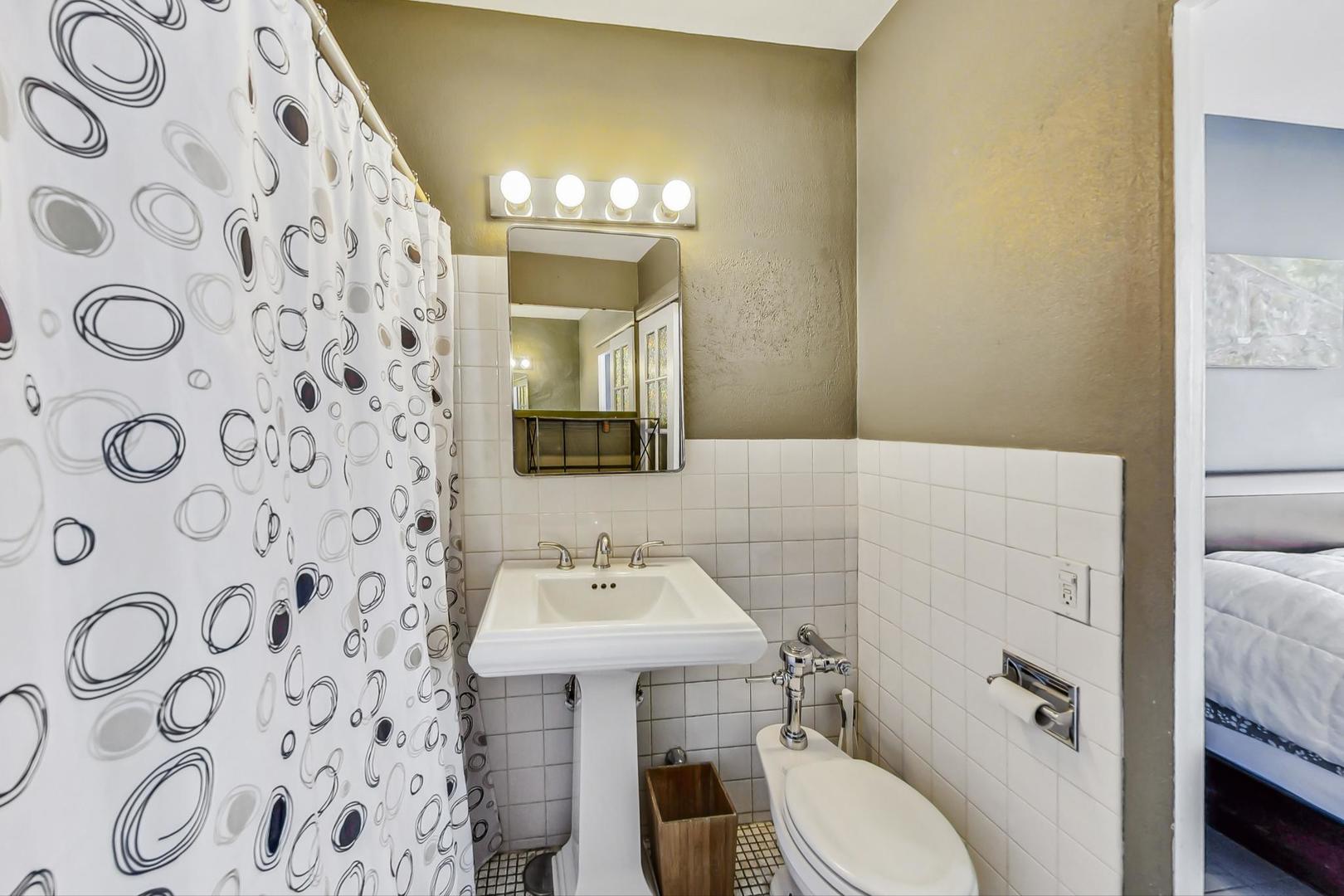 880 N Lake Shore Drive 3a Property Photo 15