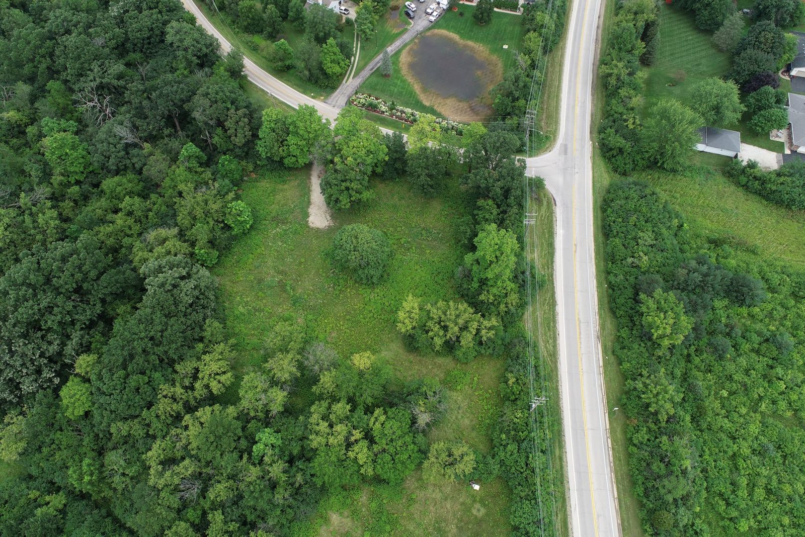 26178 N Anderson Road Property Photo 2