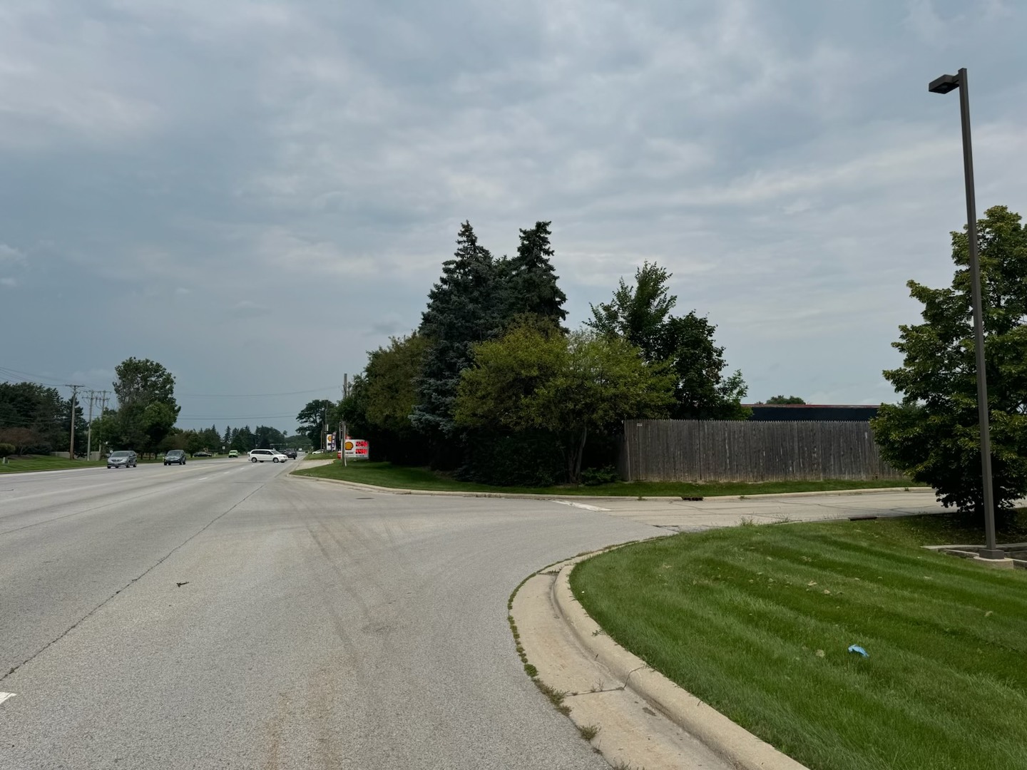 909 Milwaukee Avenue Property Photo 3