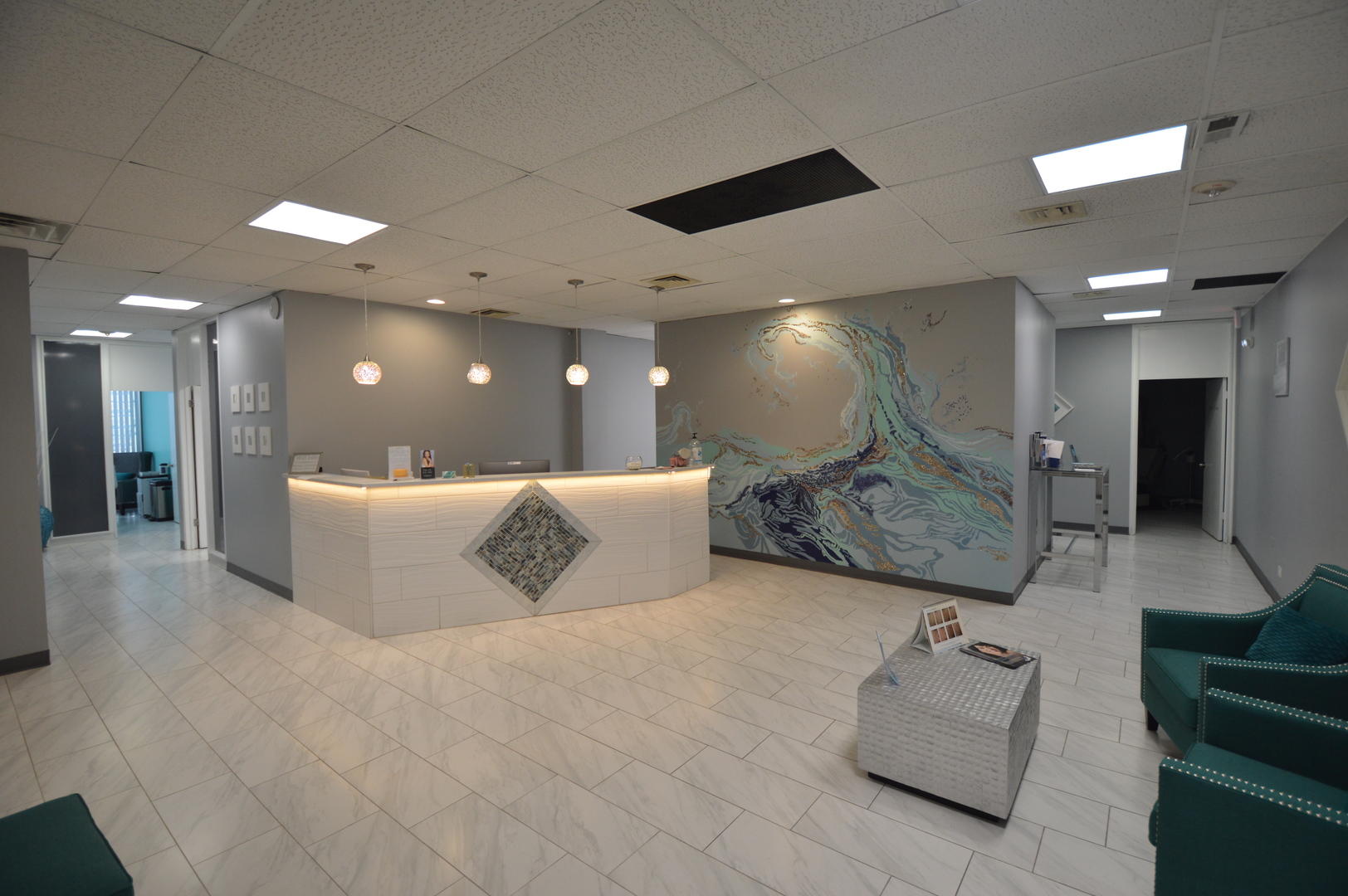 380 E Northwest Highway Property Photo 6
