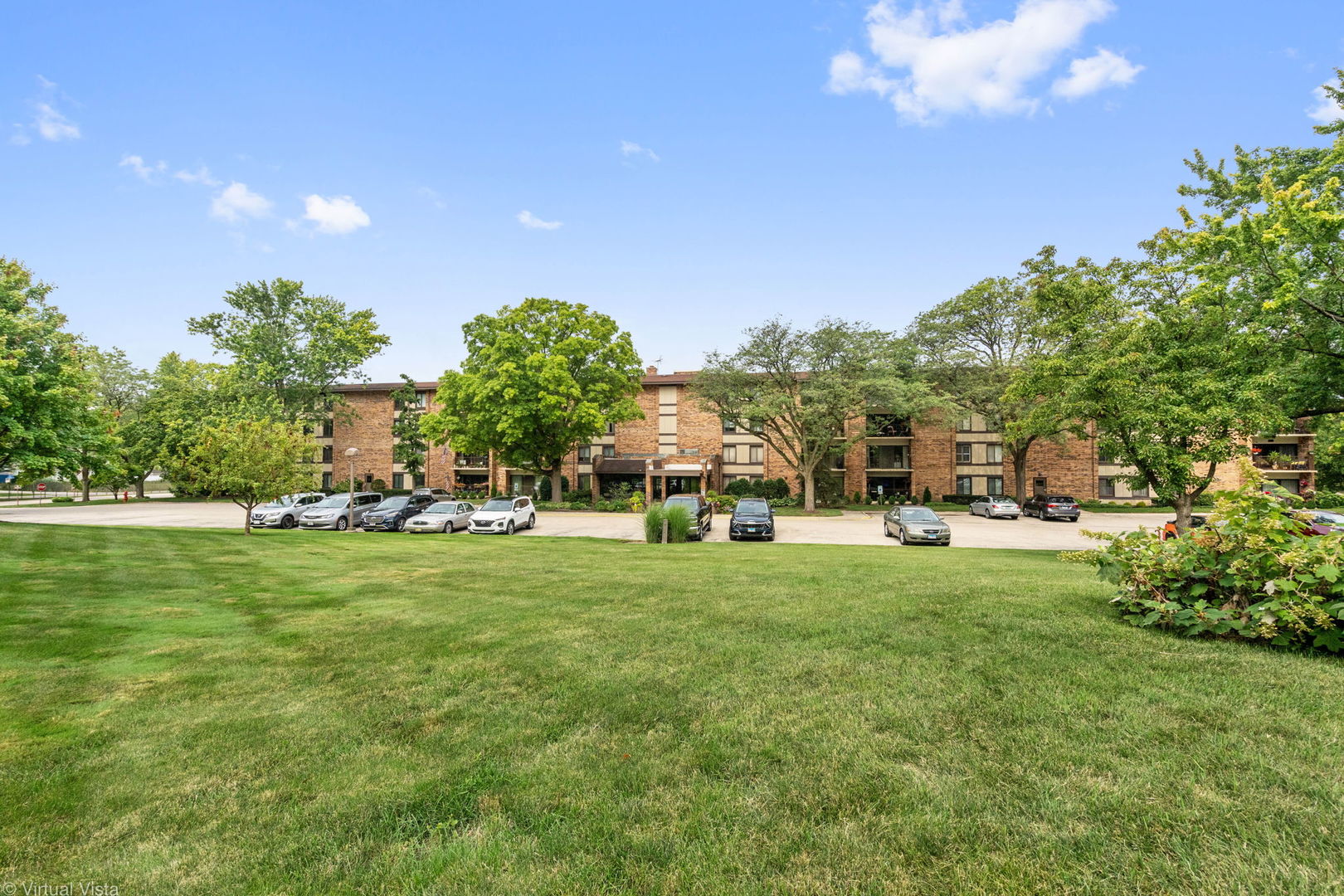 301 Lake Hinsdale Drive 303 Property Photo 2