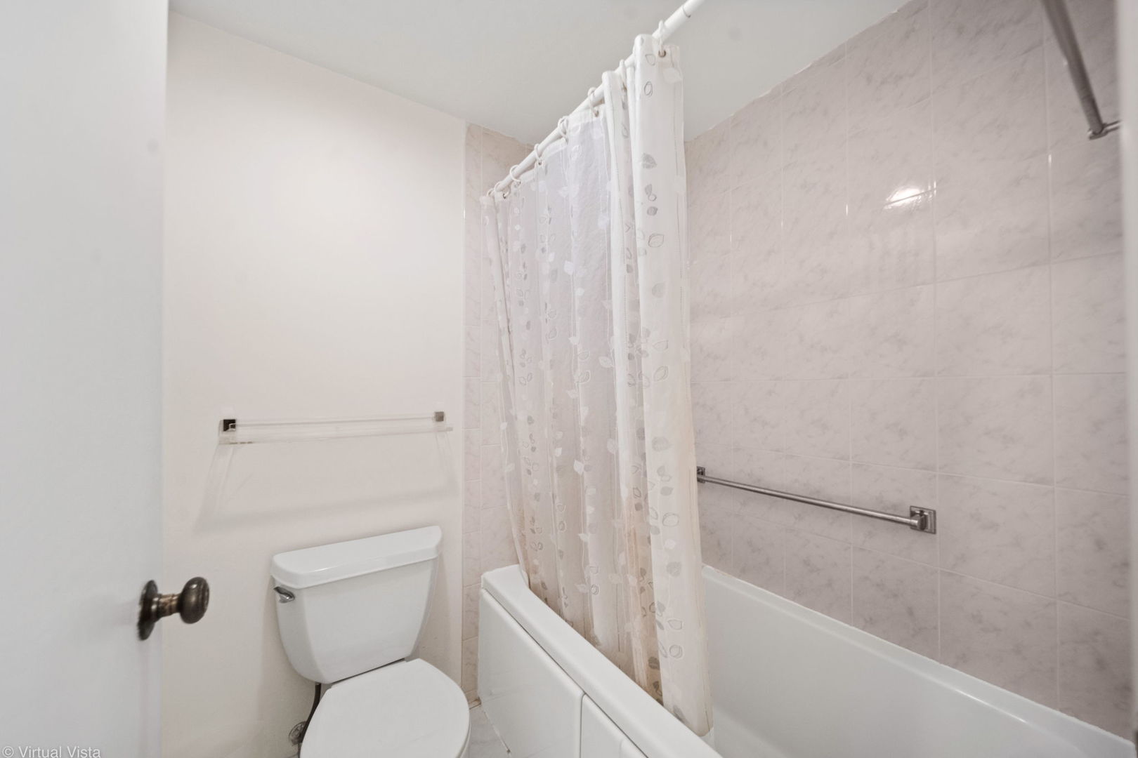 301 Lake Hinsdale Drive 303 Property Photo 20