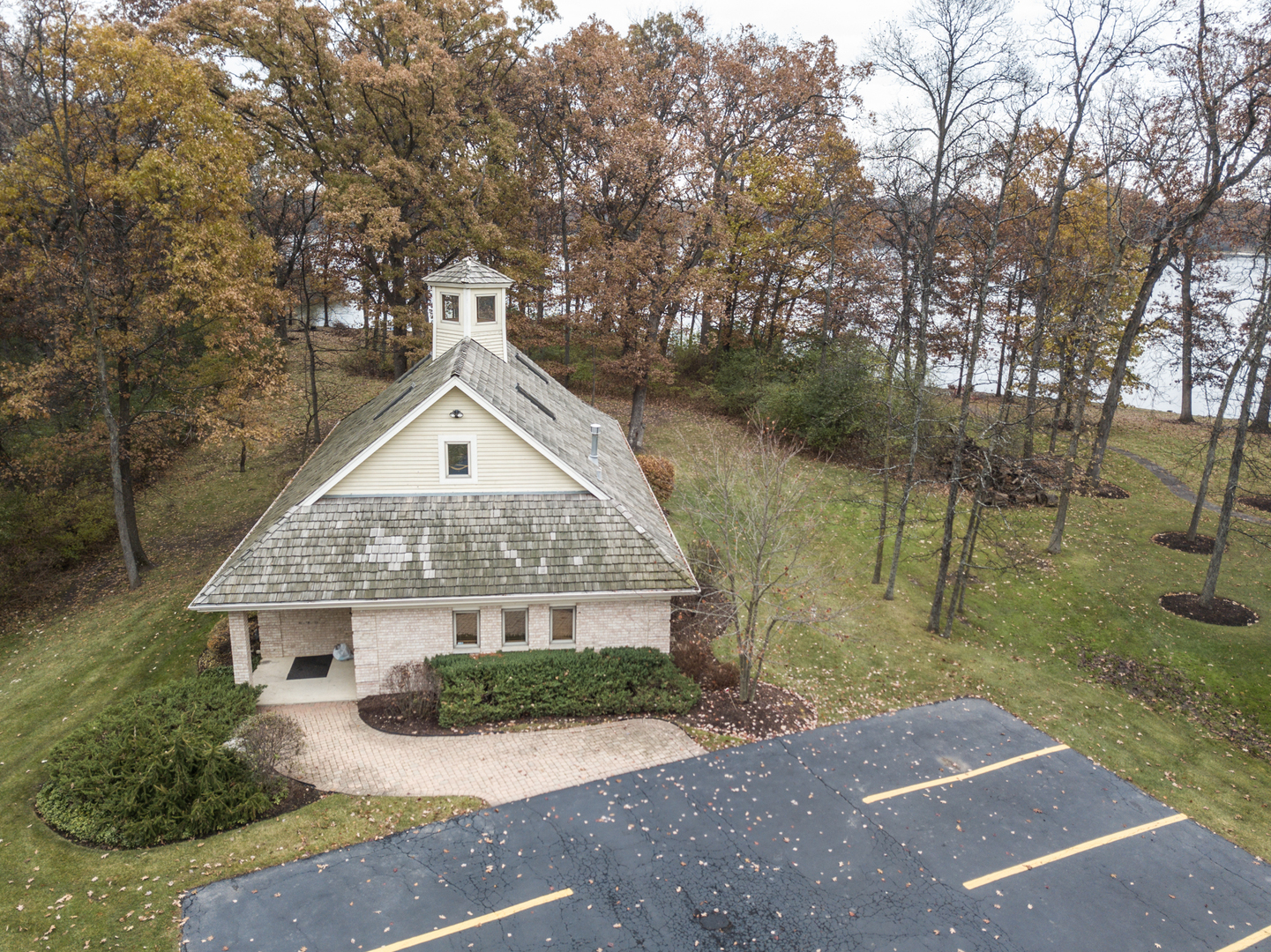21601 Hampshire Place Property Photo 7