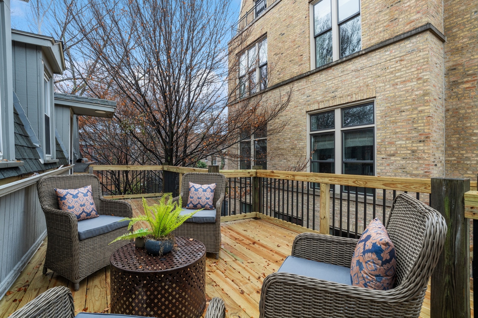1407 N Hoyne Ave Property Photo 114