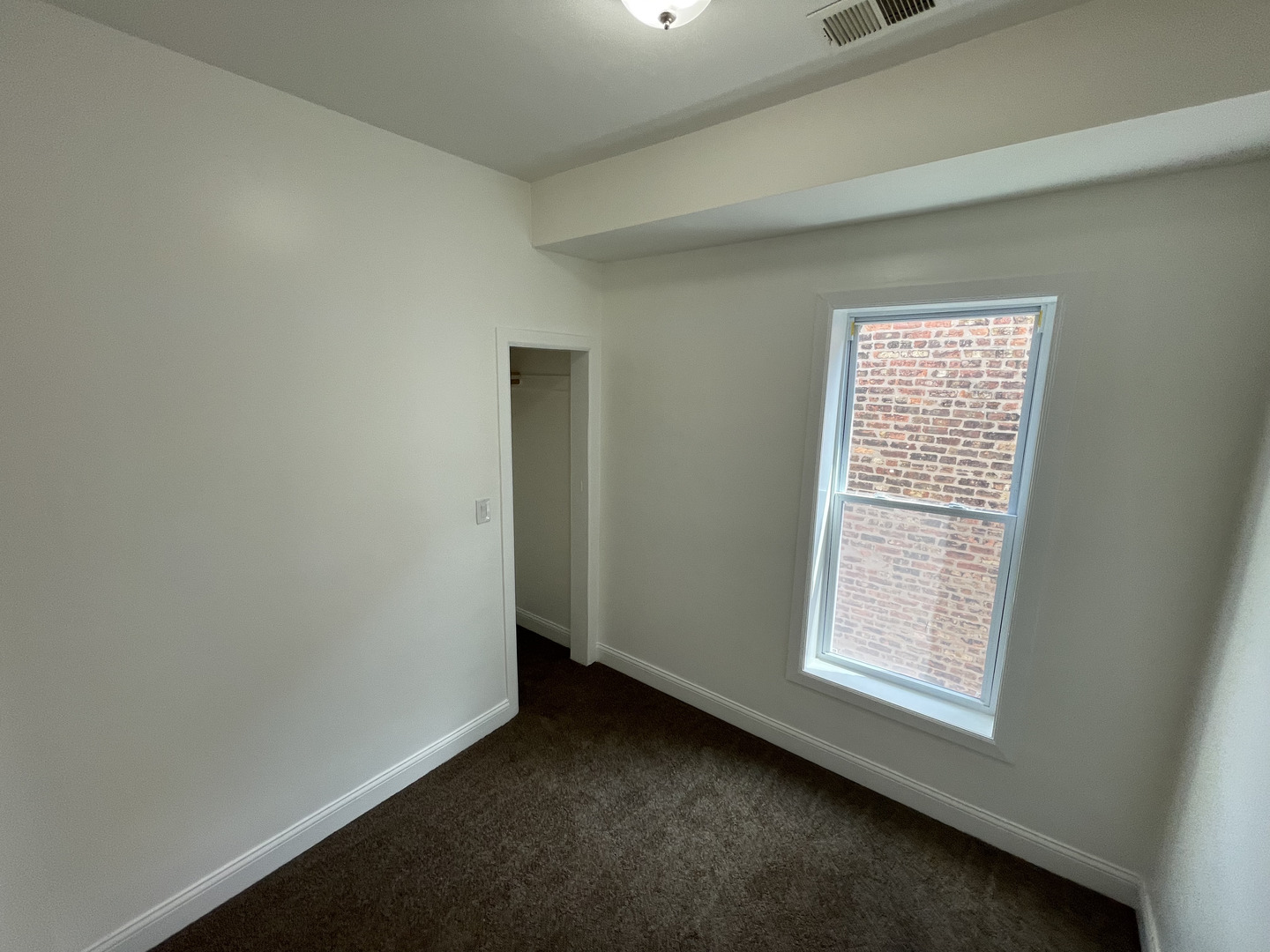 5123 S Indiana Ave Property Photo 12