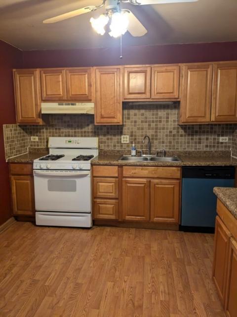 982 Grant Street Property Photo 7