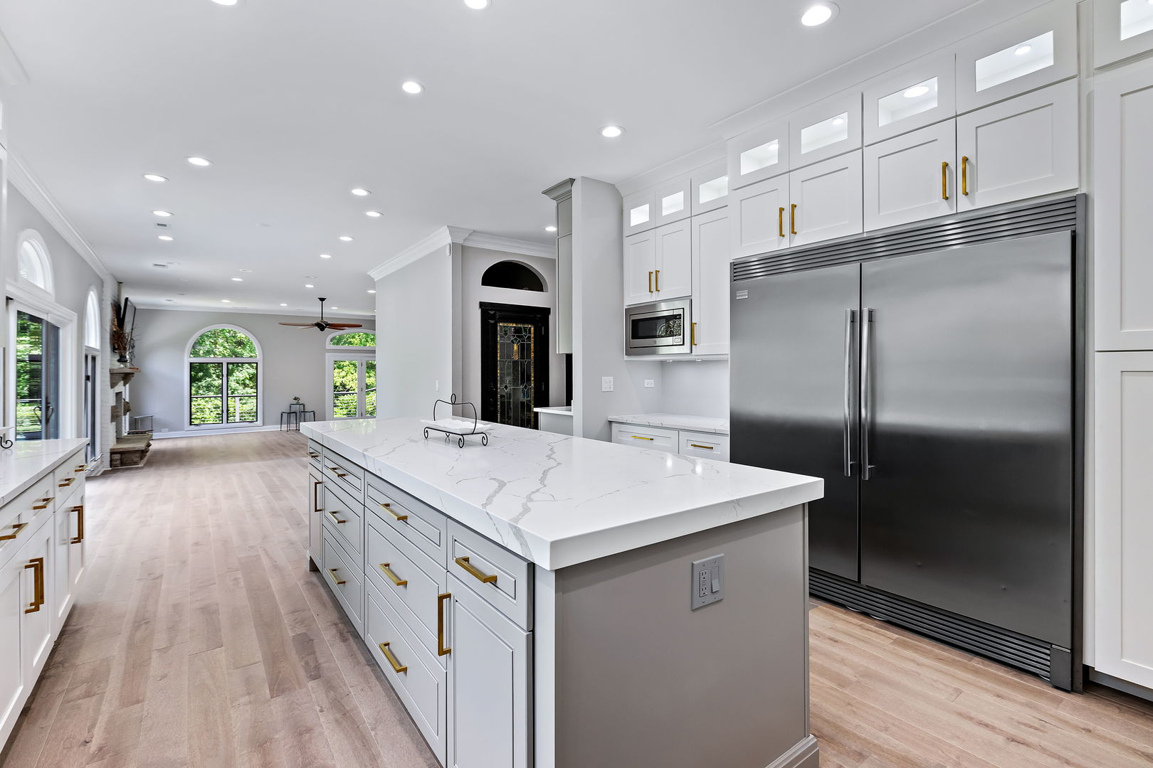 3 Saville Row Street Property Photo 11