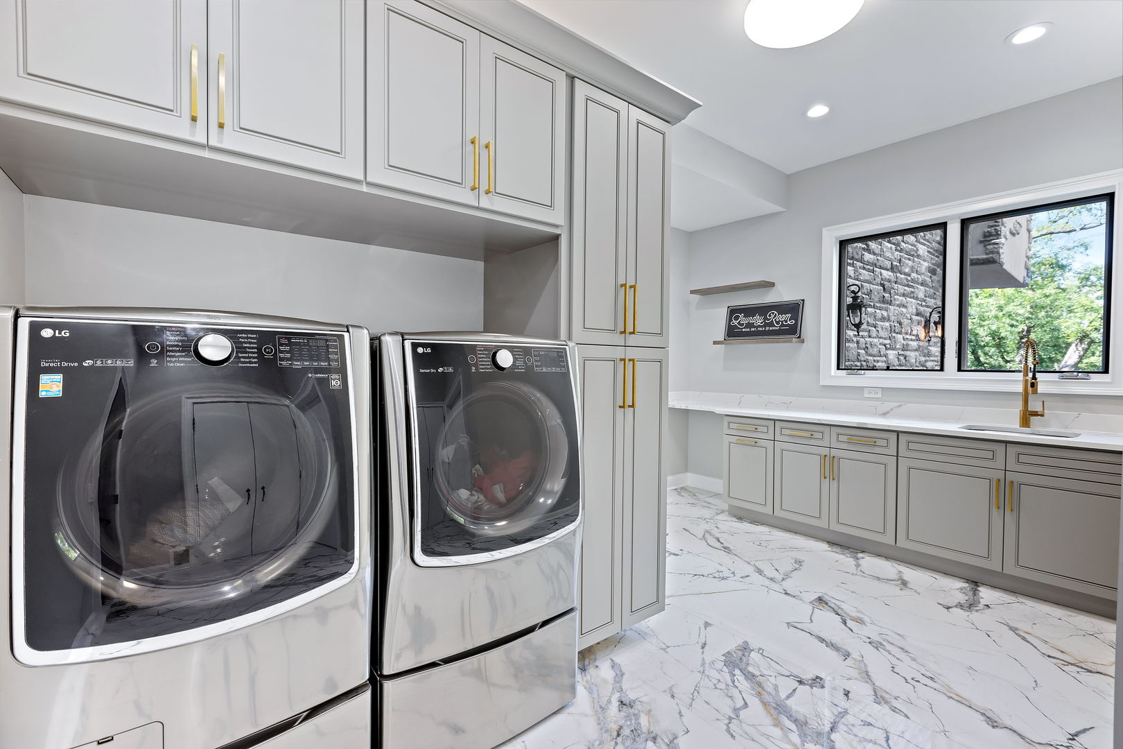 3 Saville Row Street Property Photo 14