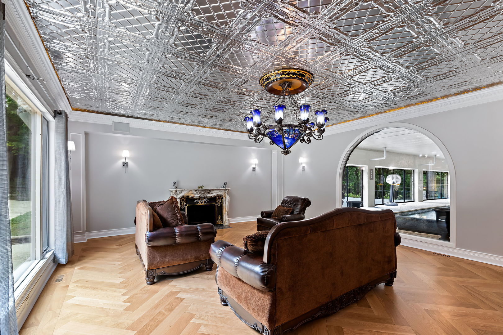 3 Saville Row Street Property Photo 26