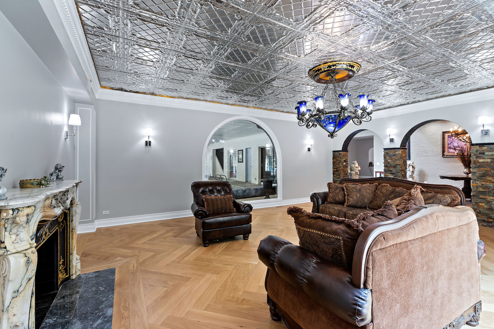 3 Saville Row Street Property Photo 27
