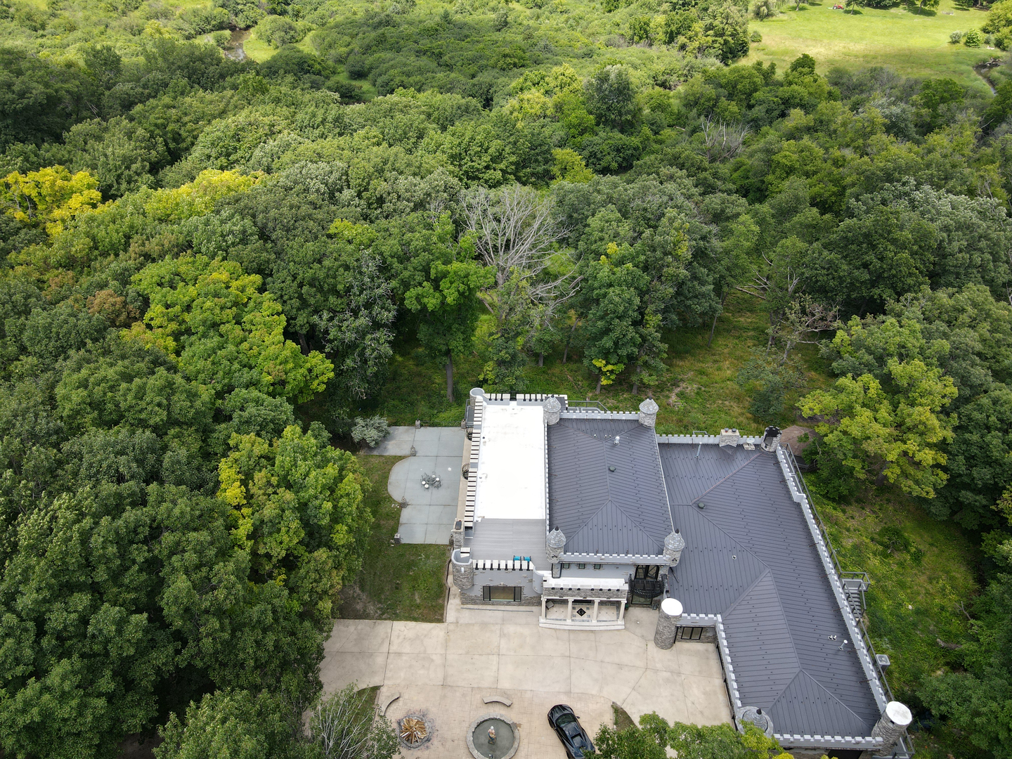3 Saville Row Street Property Photo 49