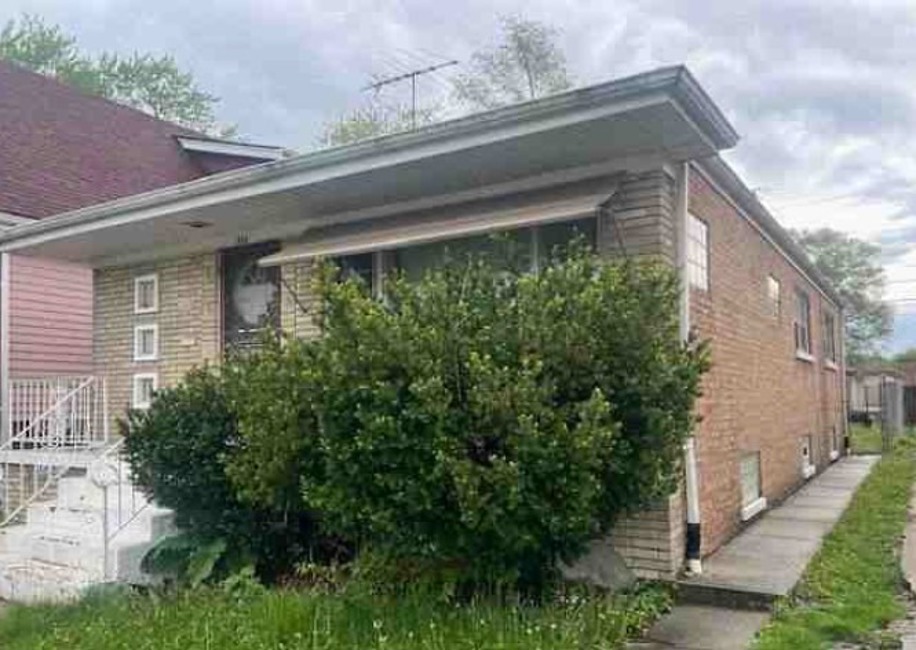 13833 S Edbrooke Avenue Property Photo 3