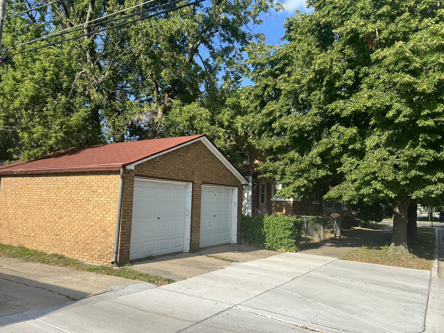 10956 S Normal Ave Property Photo 4