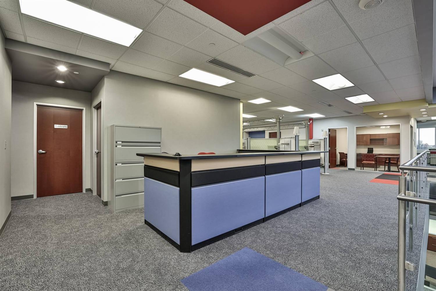7395 Financial Way Property Photo 8