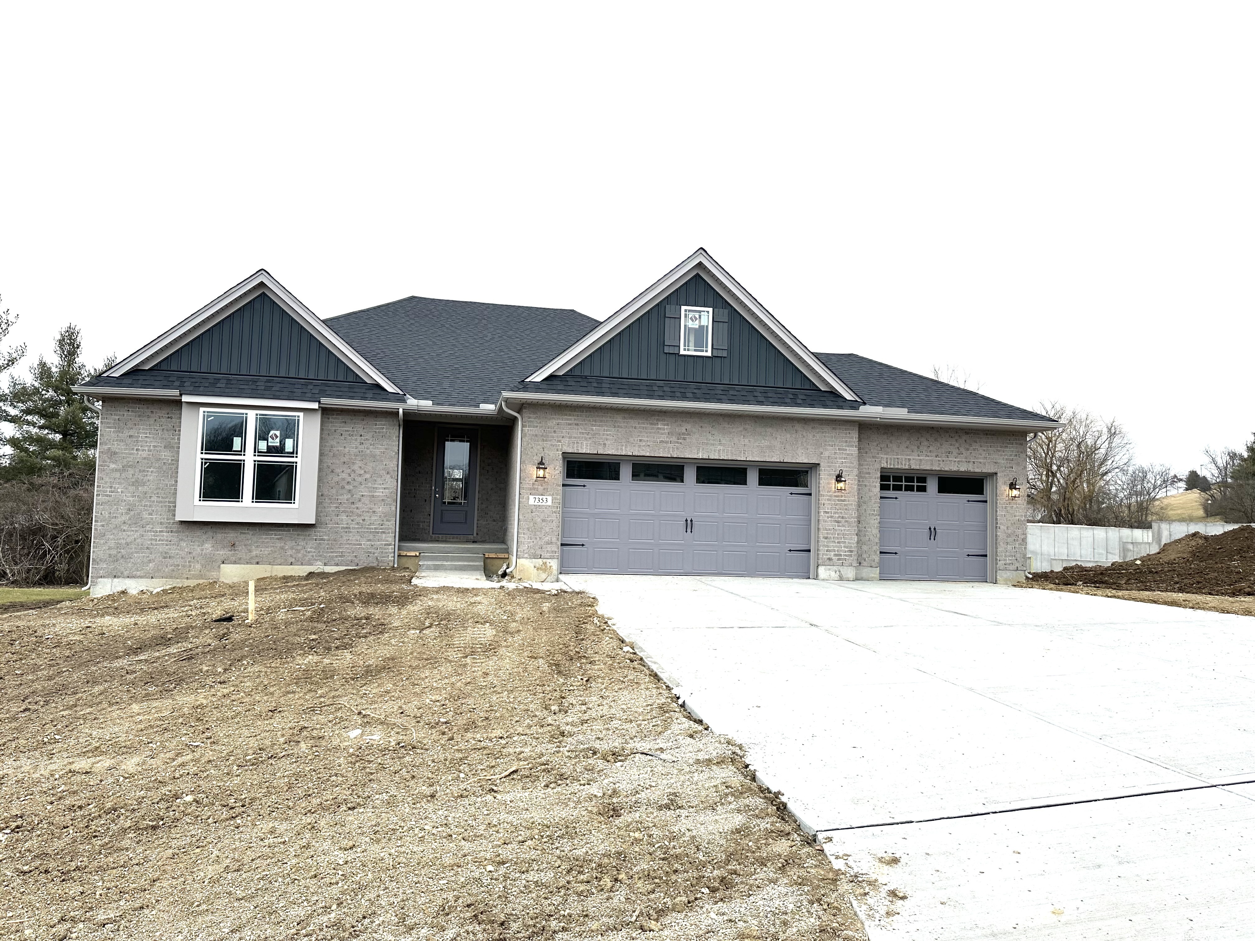 7375 Nickey Court Property Photo 1