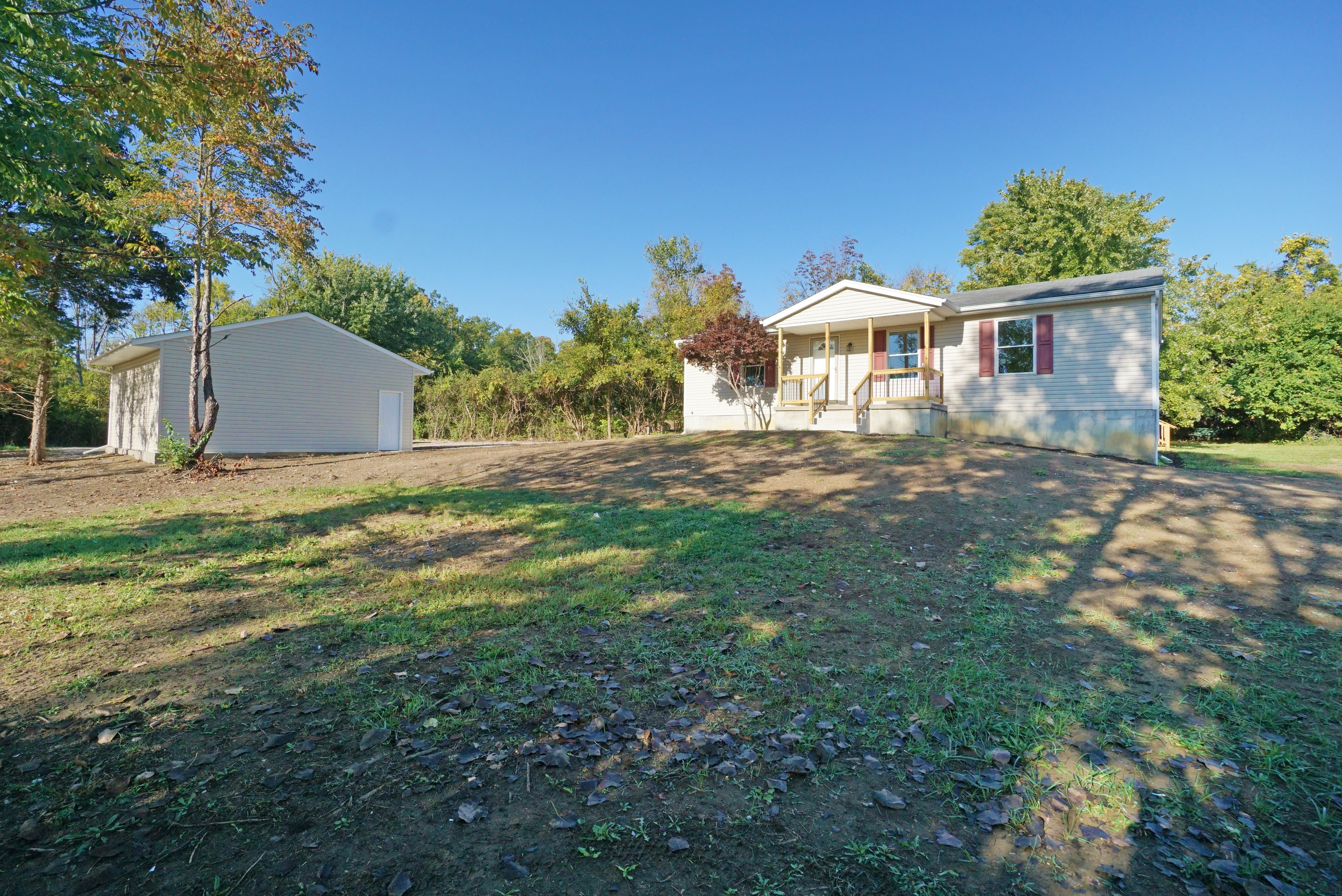 5660 Wayne Milford Rd Property Photo 1