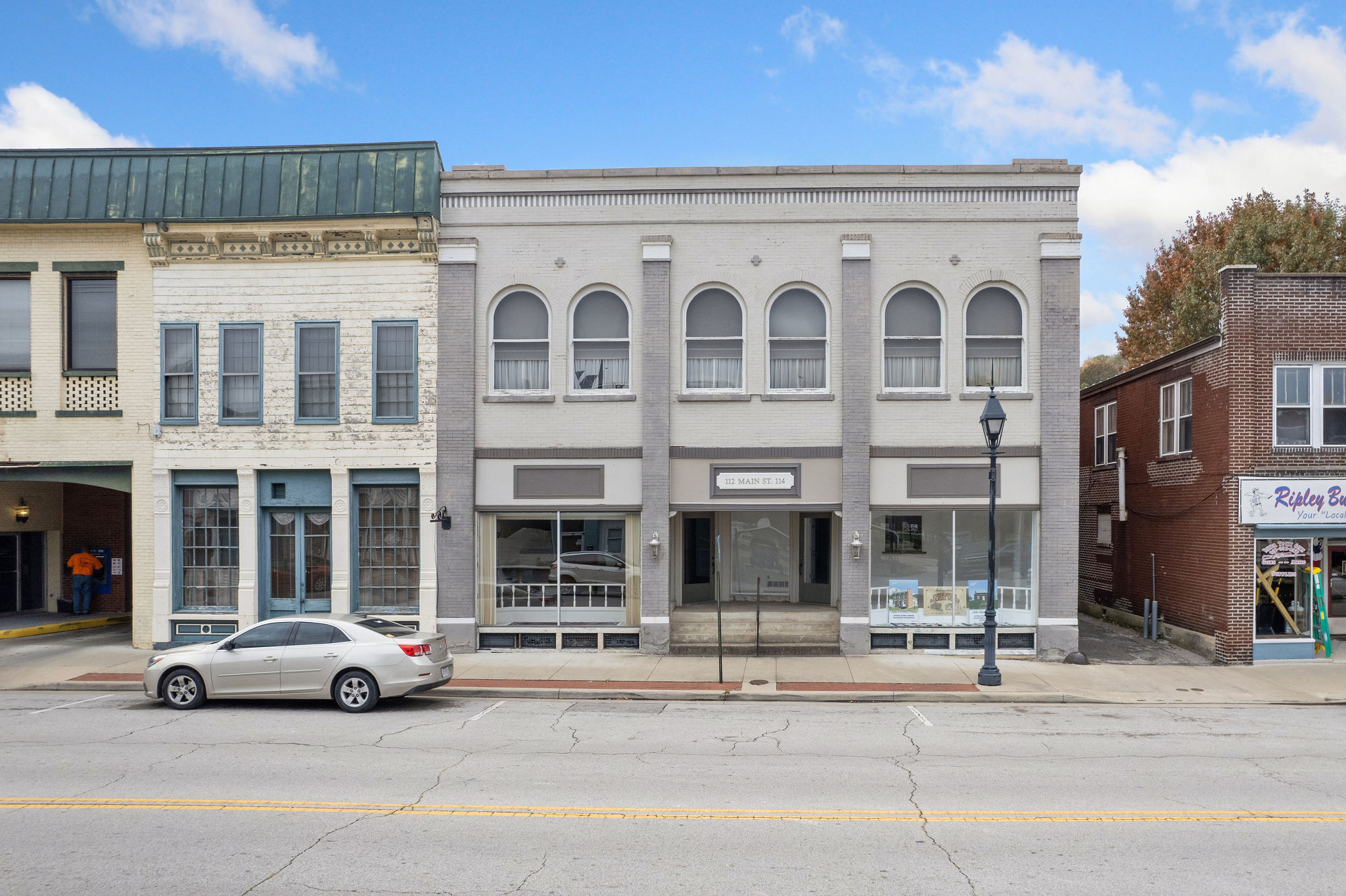 112 Main St Property Photo