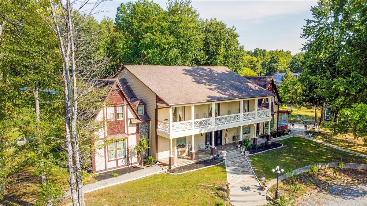 1100 State Route 222 Property Photo 4