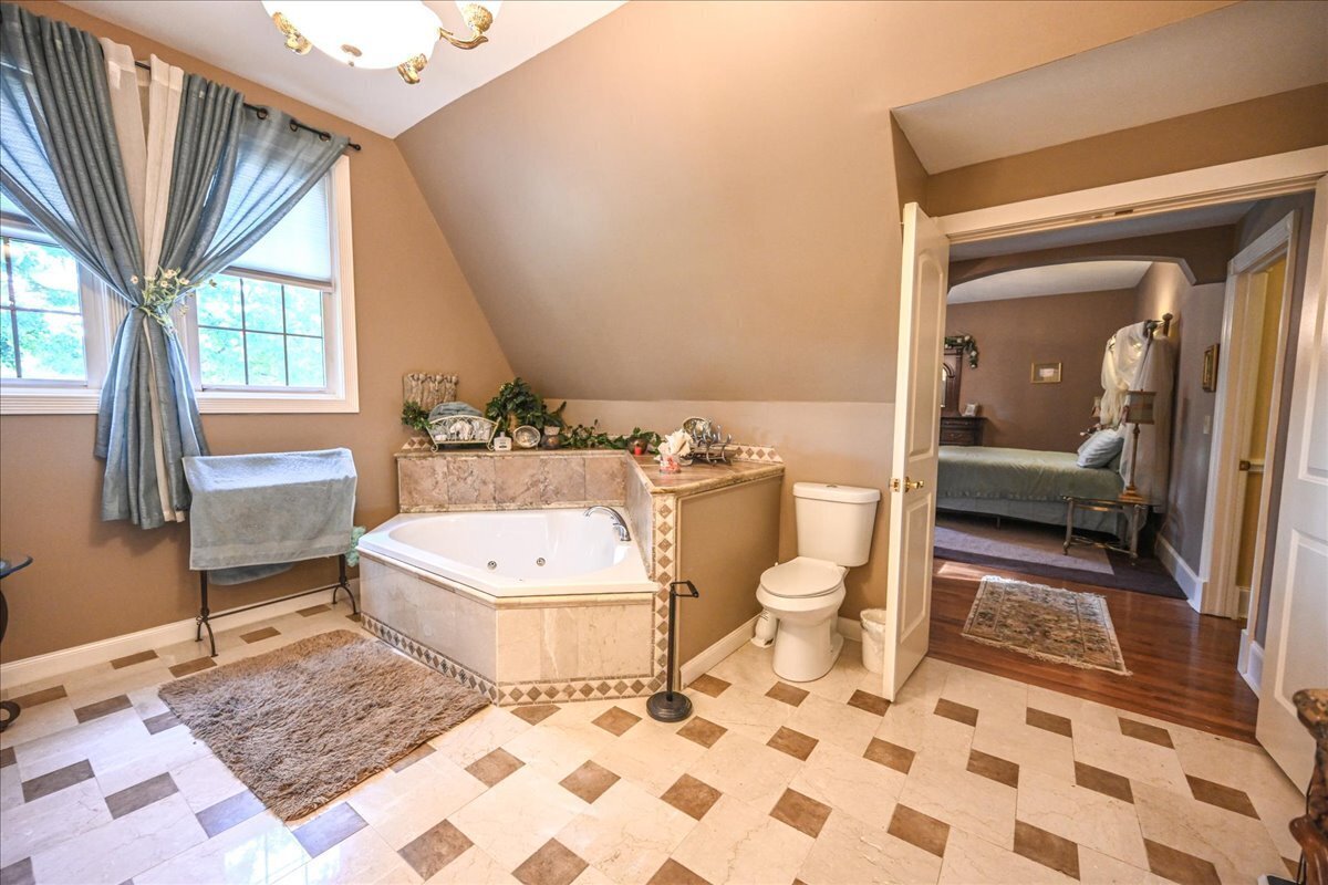 1100 State Route 222 Property Photo 50