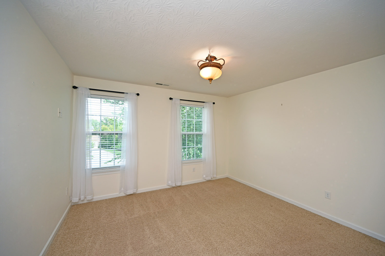 5137 Riverview Dr Property Photo 31