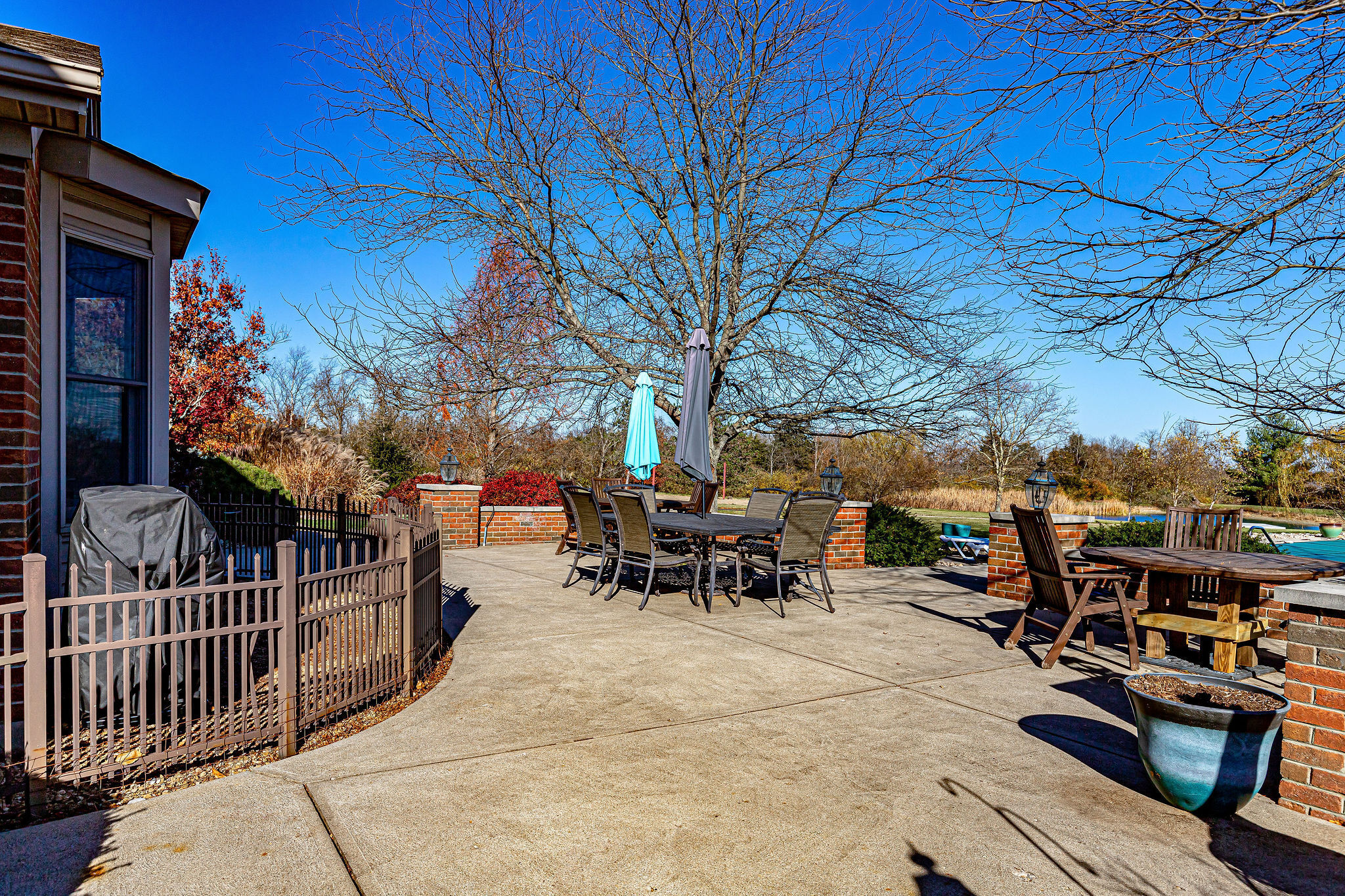 2464 California Rd Property Photo 33