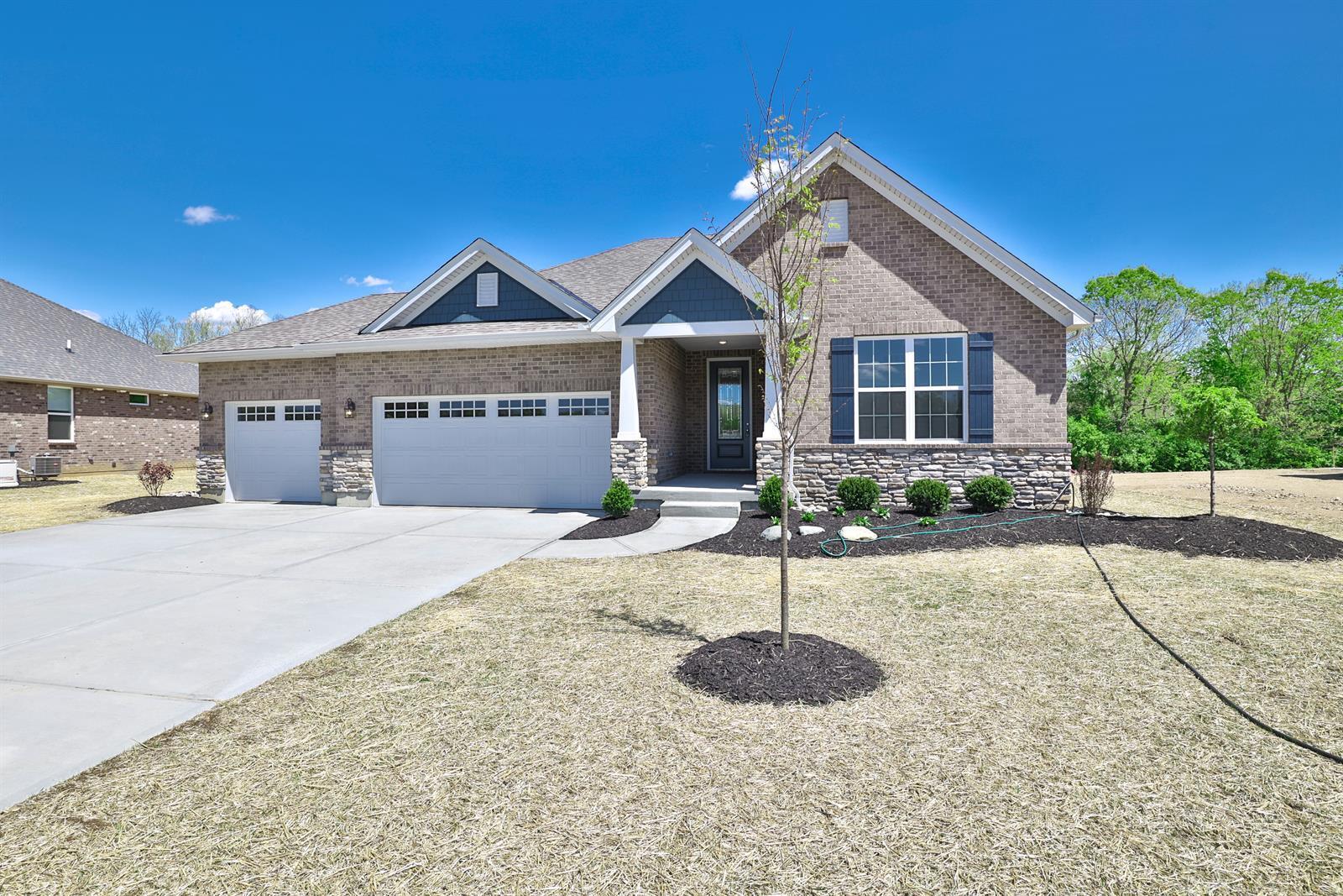 3667 Silax Dr Property Photo 1