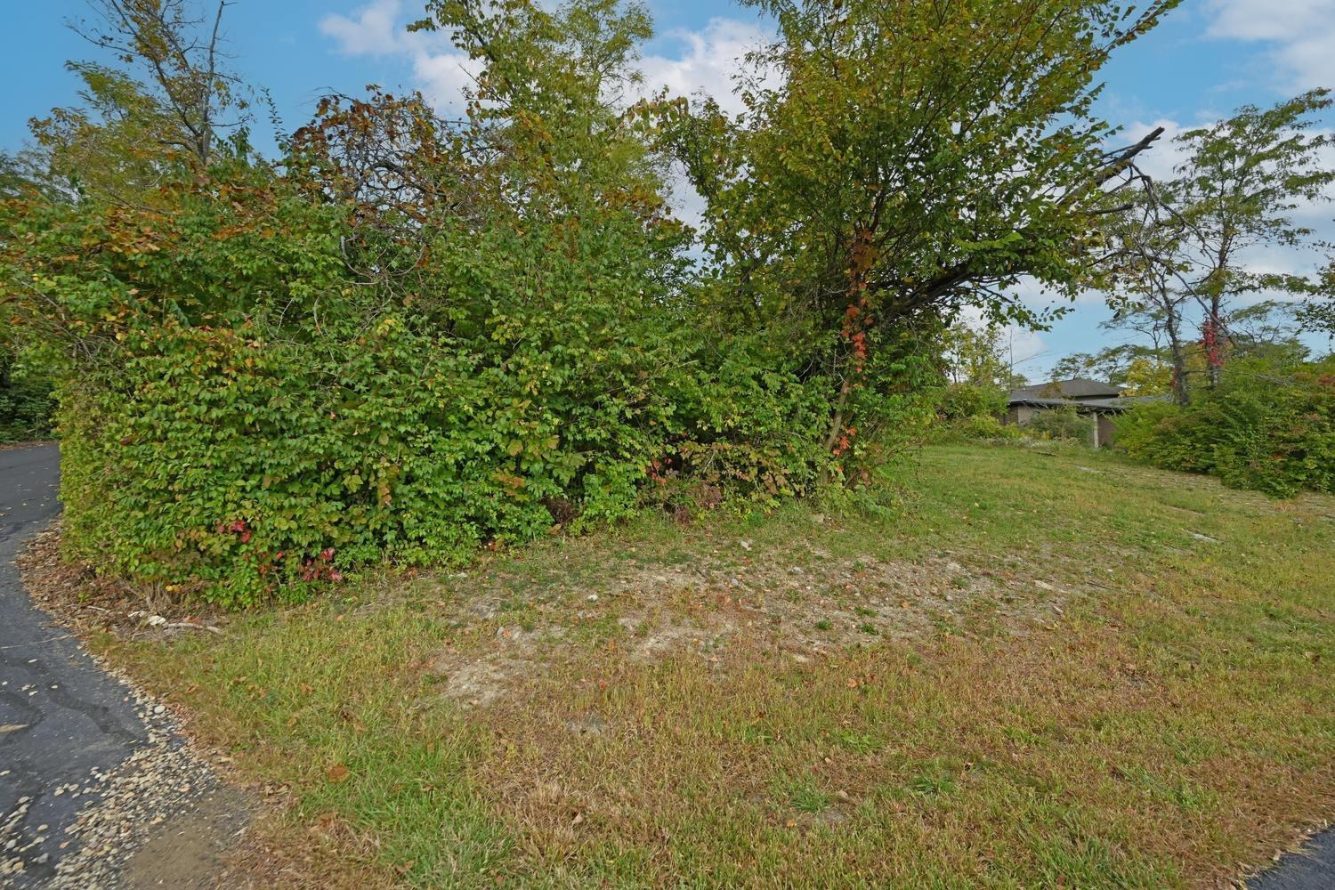 4401 E Observatory Property Photo 2