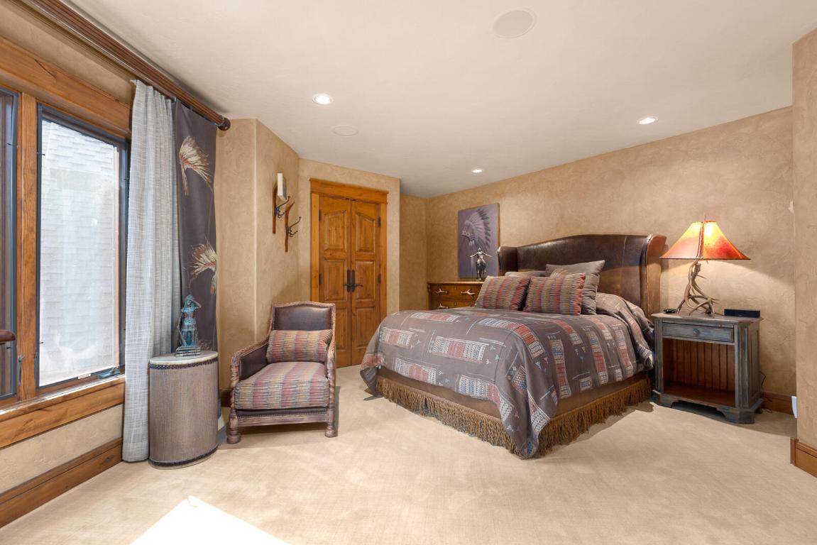 555 Whitefish Hills Drive Property Photo 38