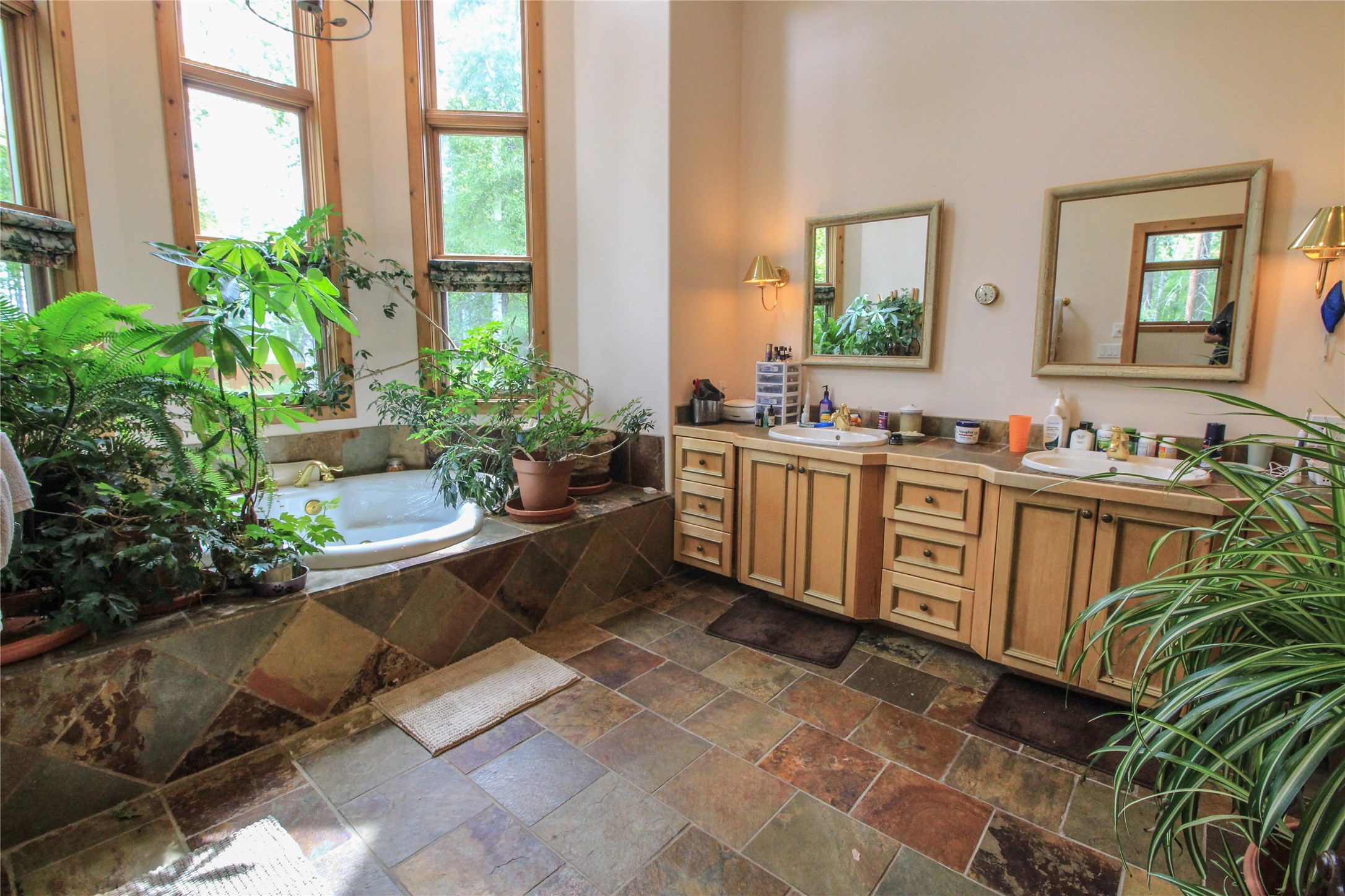 1150 E Edgewood Drive Property Photo 42