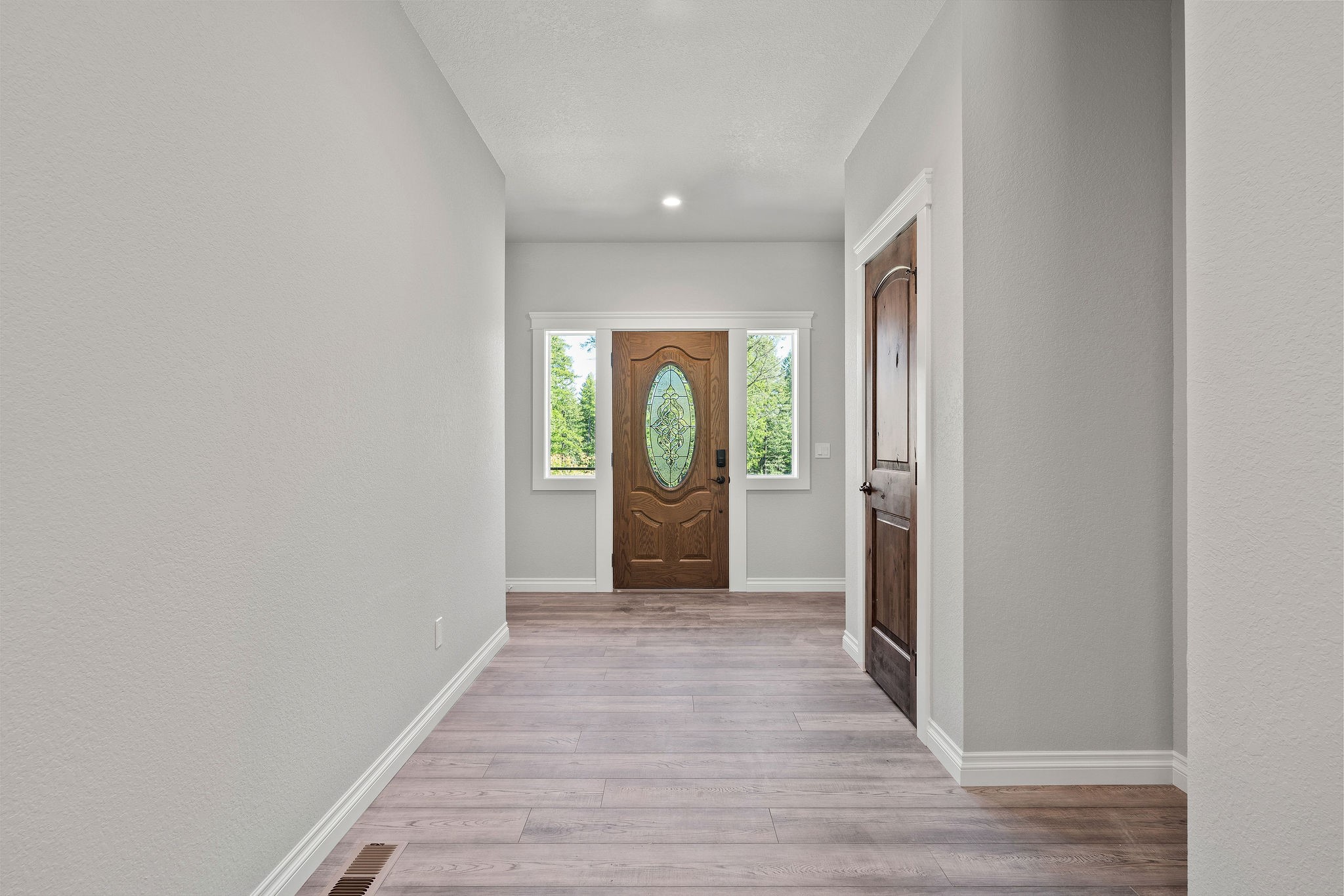 323 Skookum Road Property Photo 10