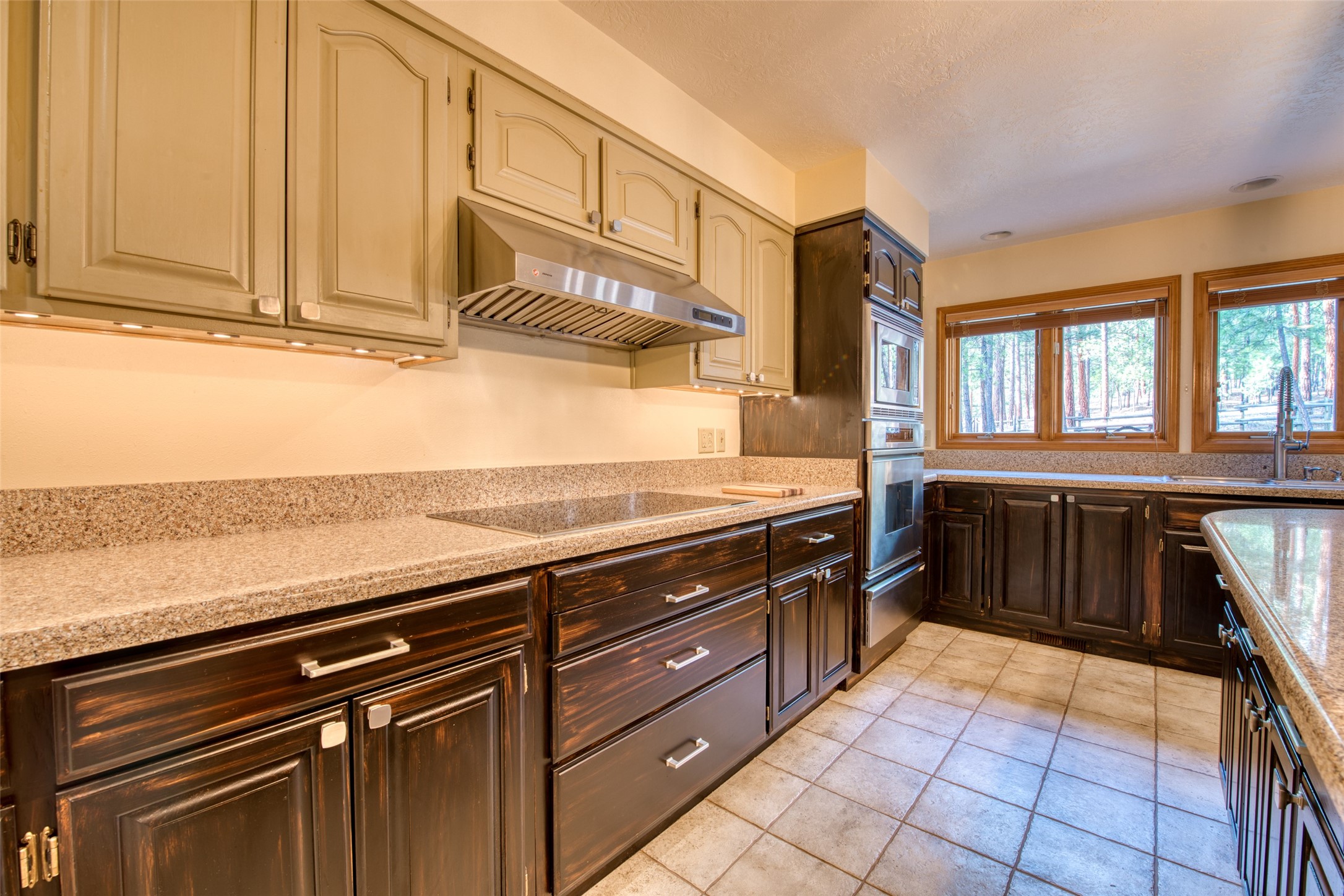 1334 Burr Ridge Road Property Photo 22
