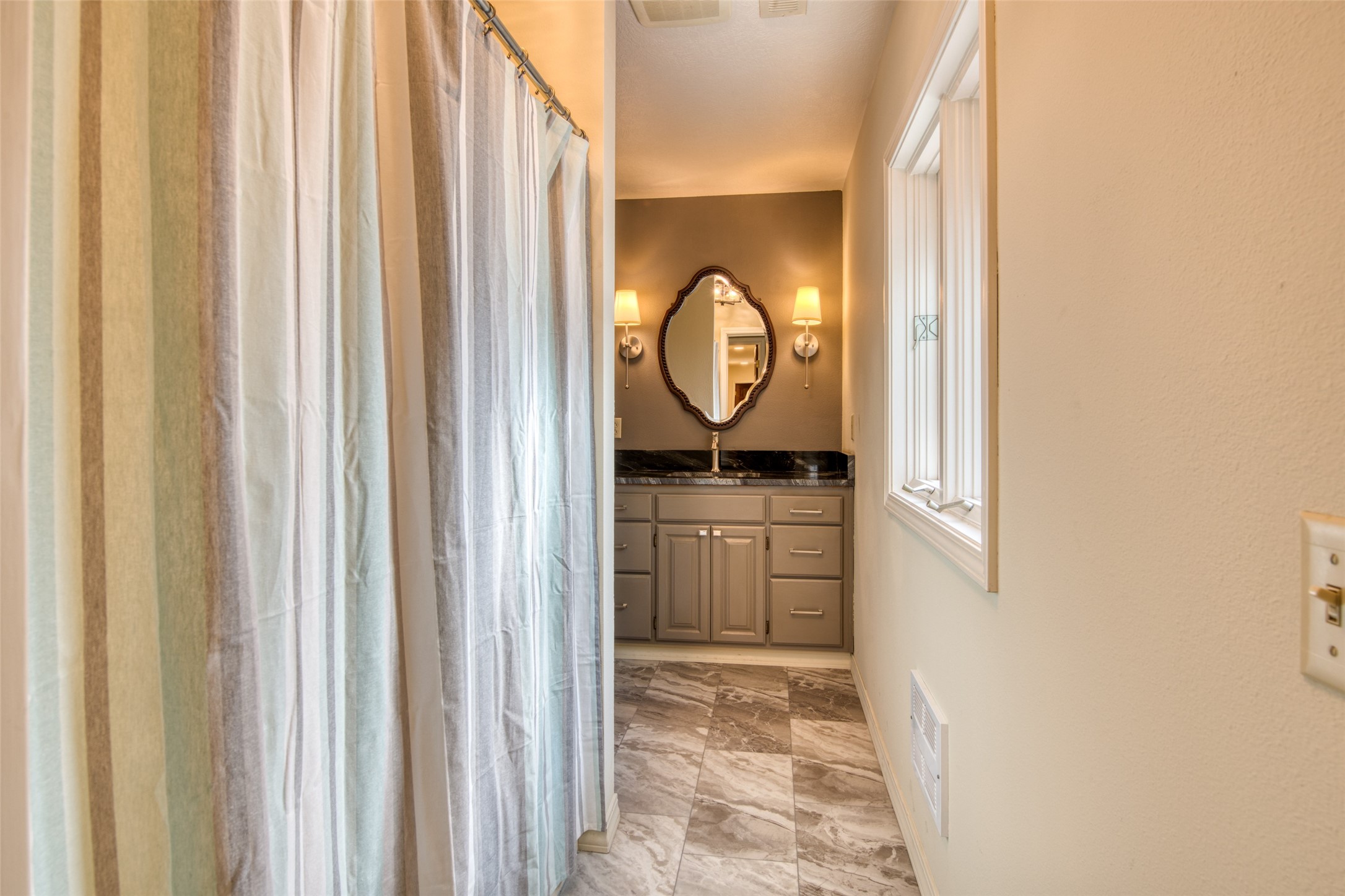 1334 Burr Ridge Road Property Photo 33