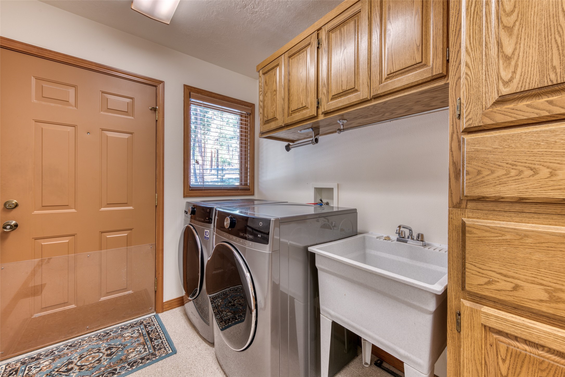 1334 Burr Ridge Road Property Photo 47