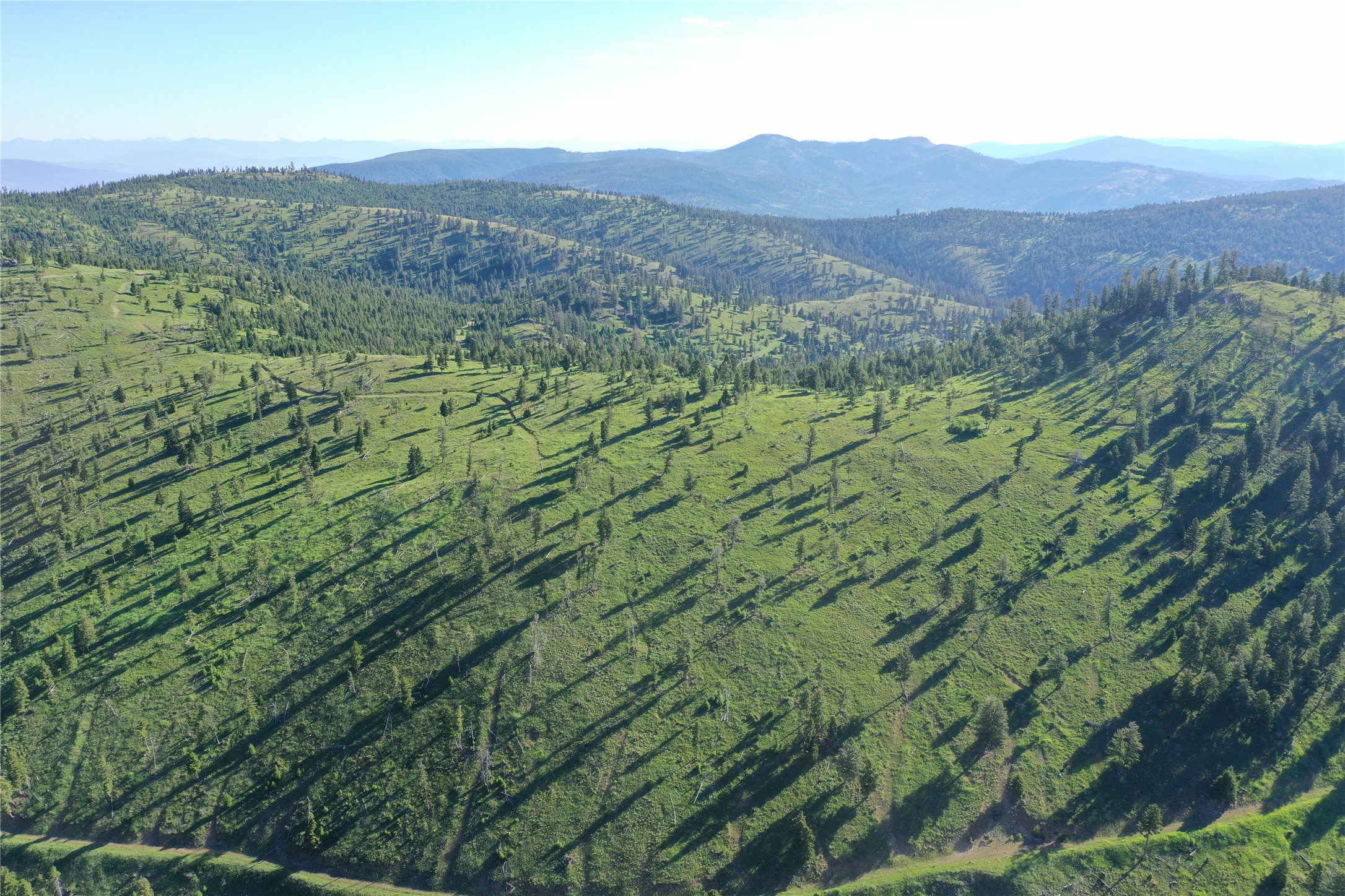 16 Tract, Garnet Range Property Photo