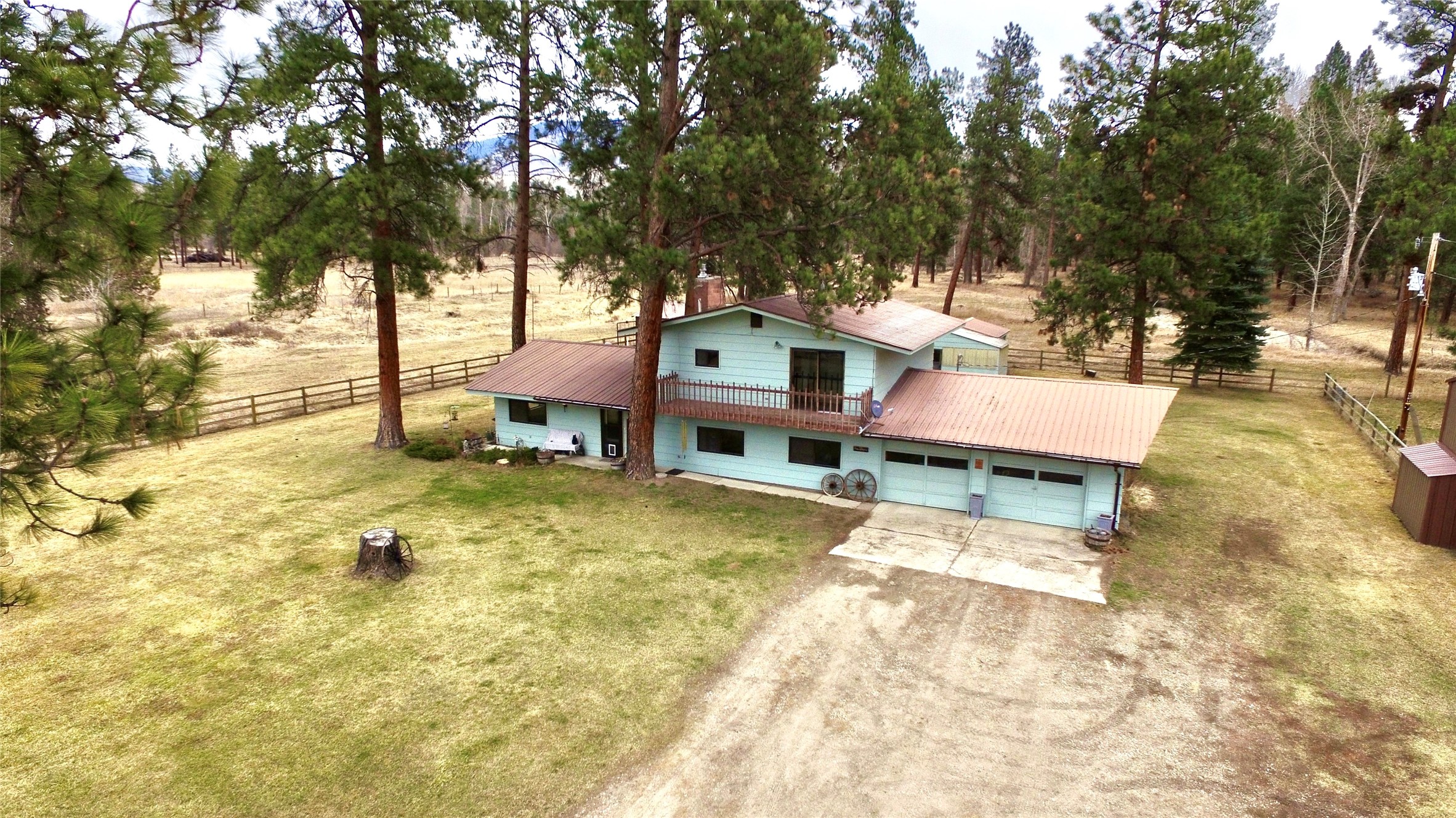 3600 E Carlton Creek Road Property Photo