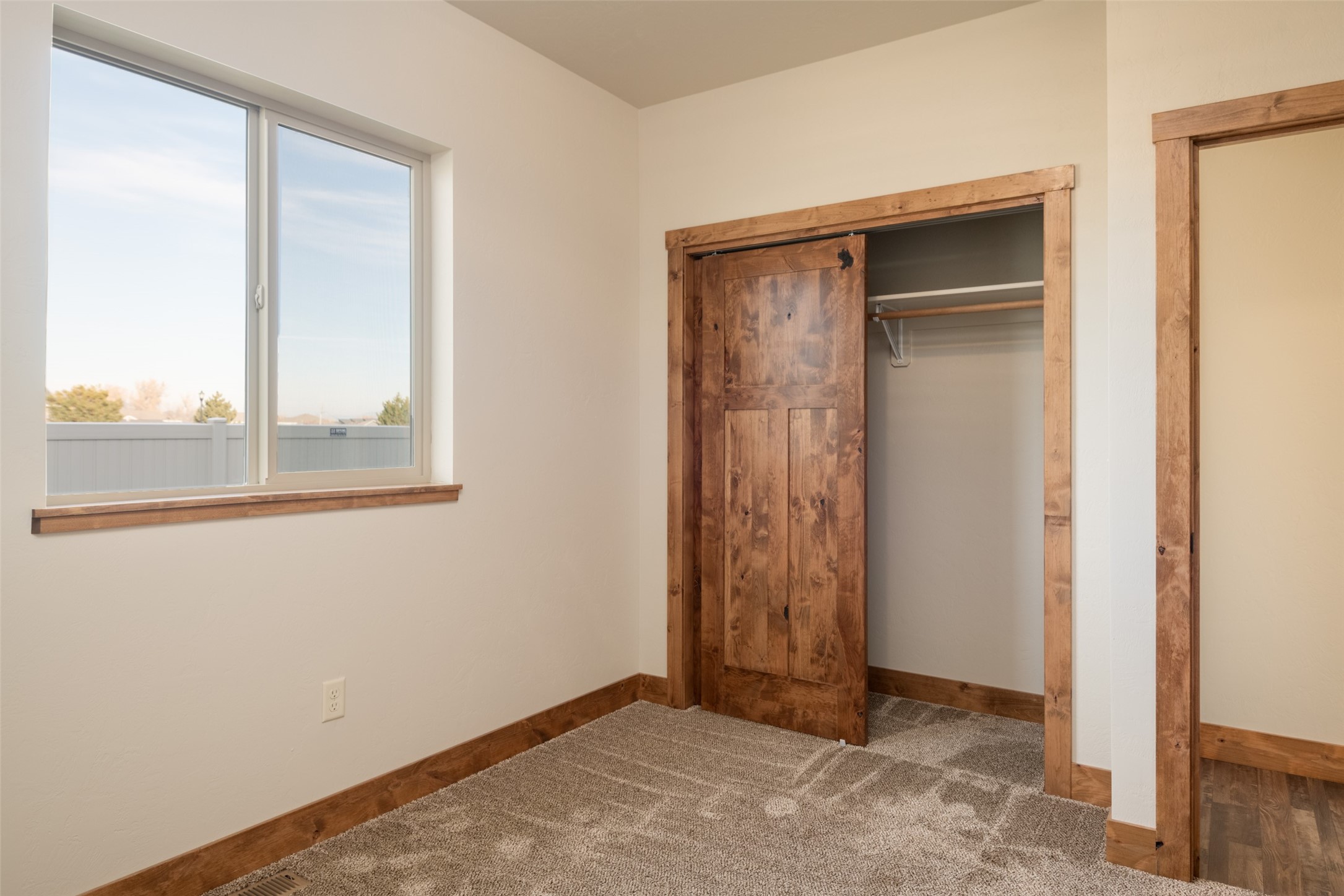 577 Racetrack Trail Property Photo 15