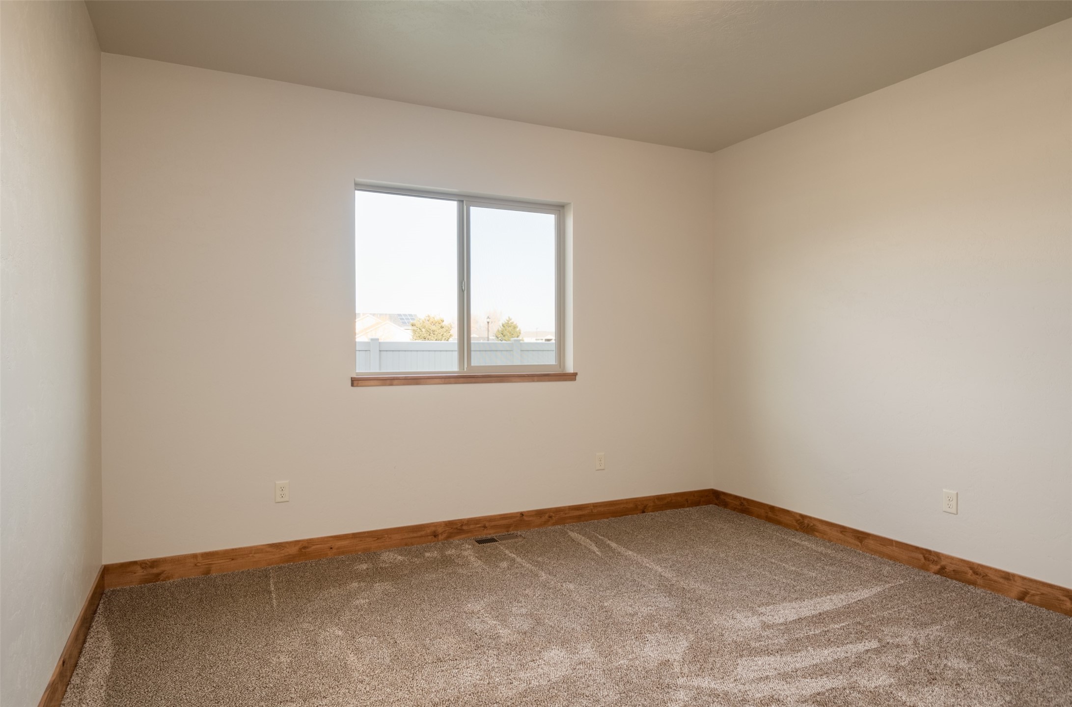 577 Racetrack Trail Property Photo 16
