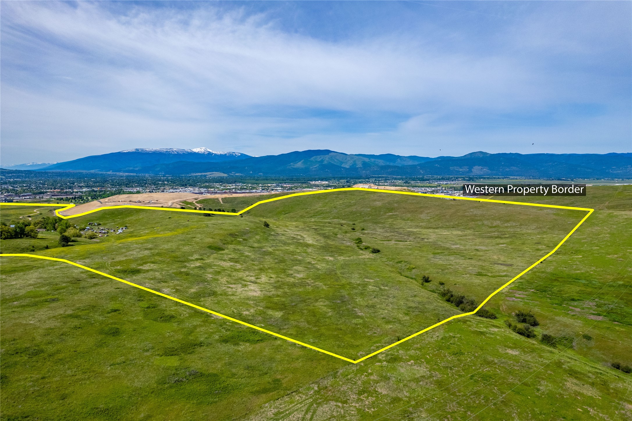 3900 Coal Mine Road Property Photo 3