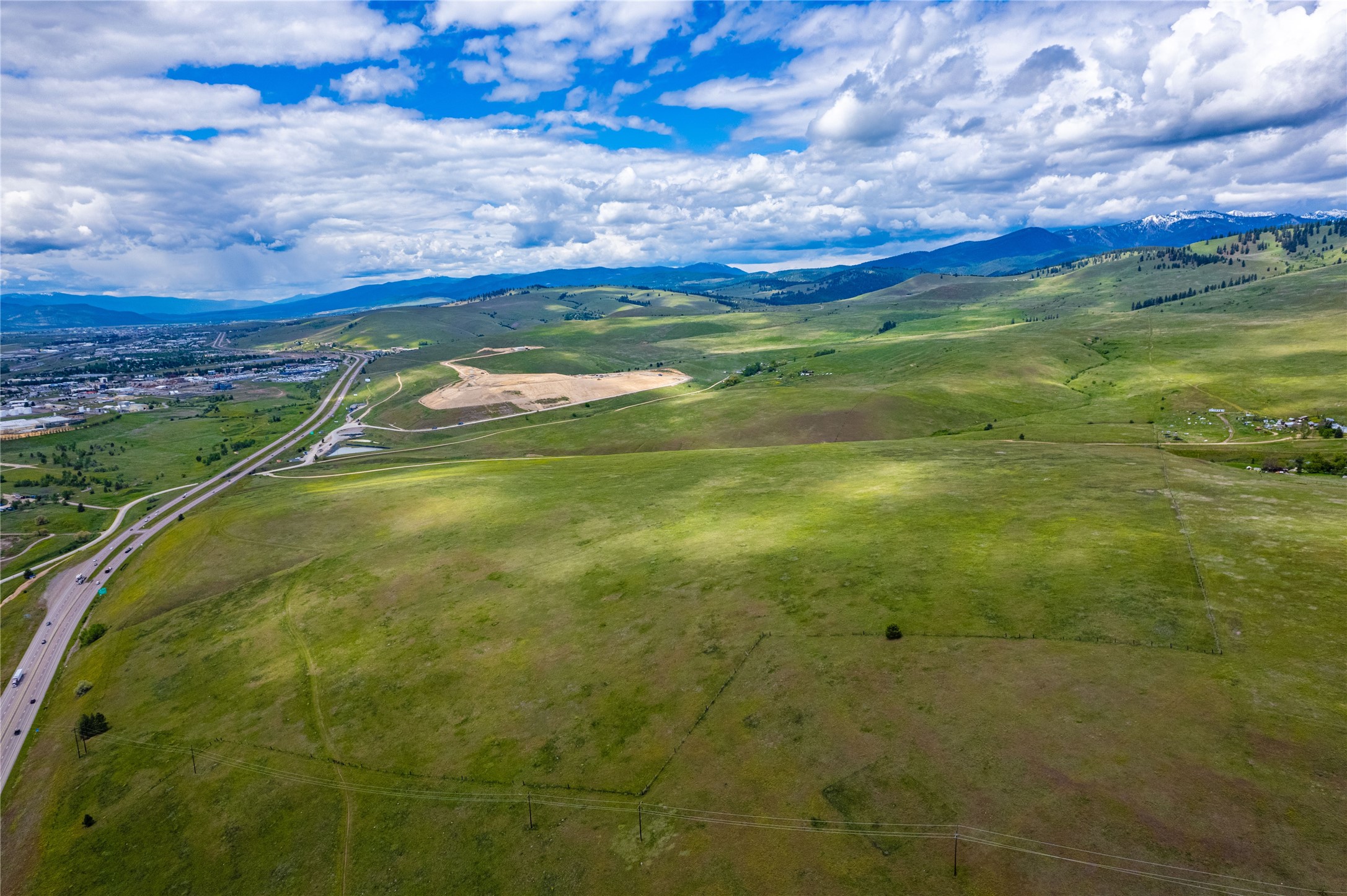 3900 Coal Mine Road Property Photo 8