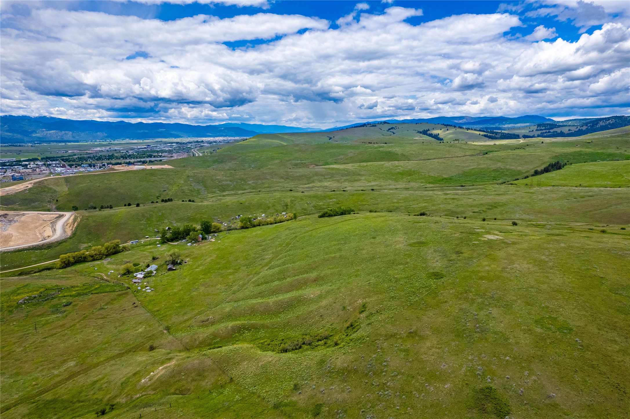 3900 Coal Mine Road Property Photo 16