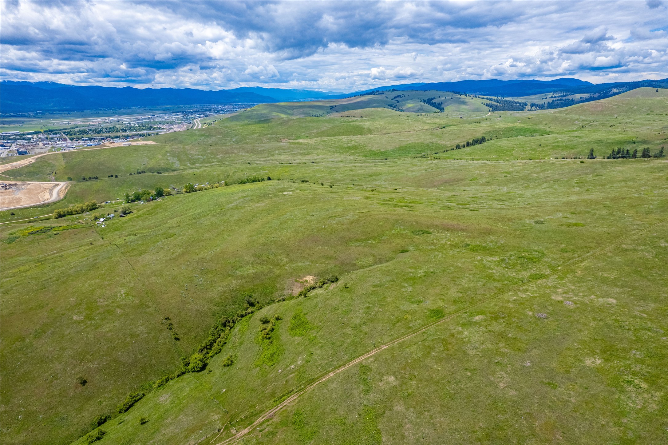 3900 Coal Mine Road Property Photo 21