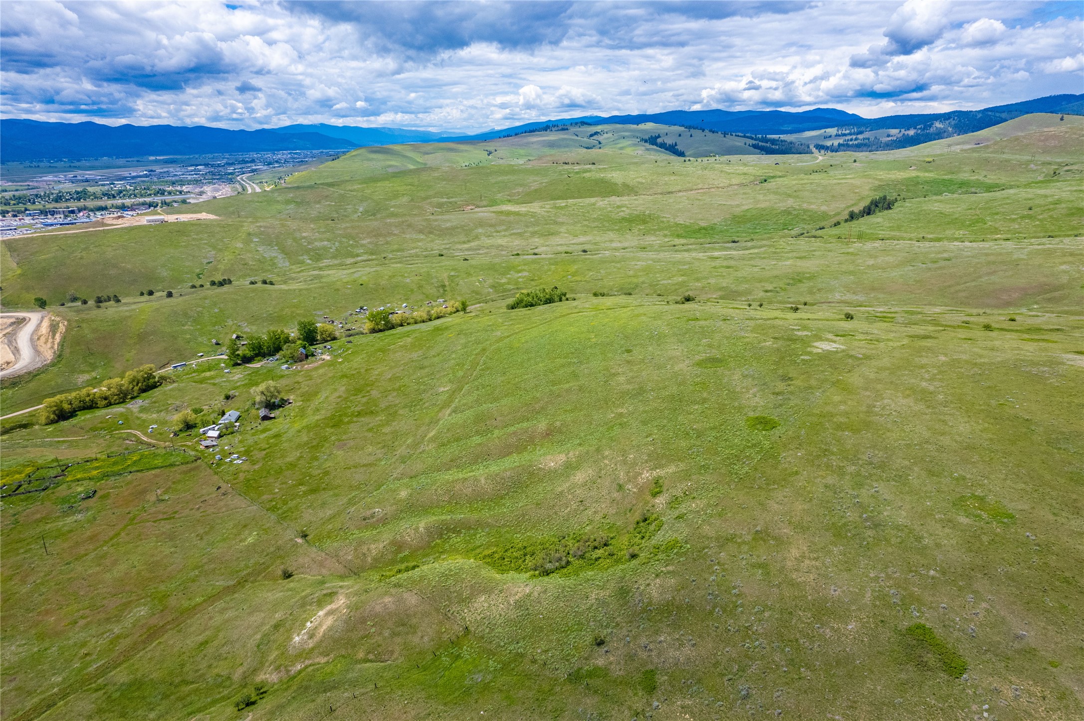 3900 Coal Mine Road Property Photo 23